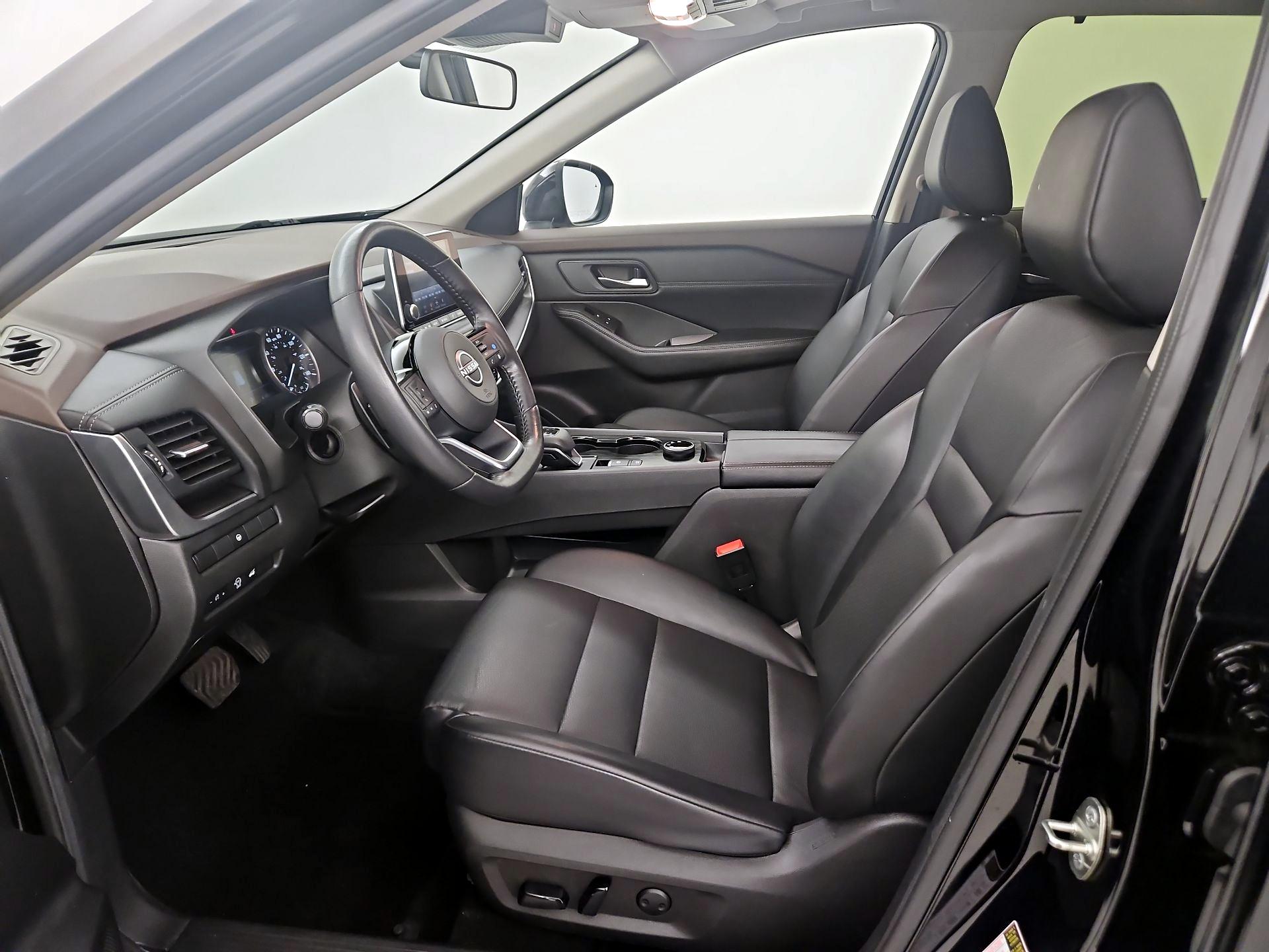 Thumbnail: 2023 Nissan Rogue - 11