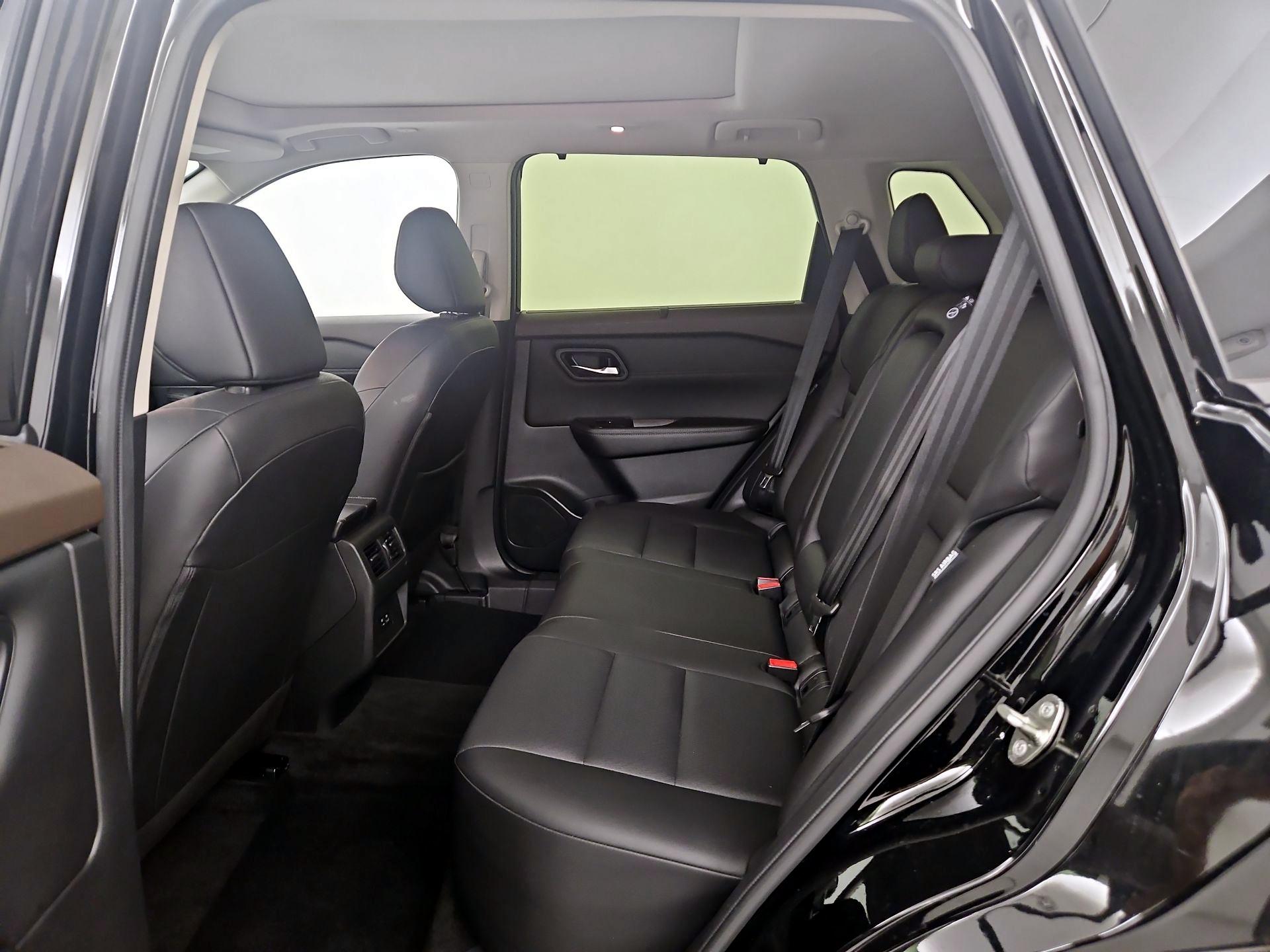 Thumbnail: 2023 Nissan Rogue - 20