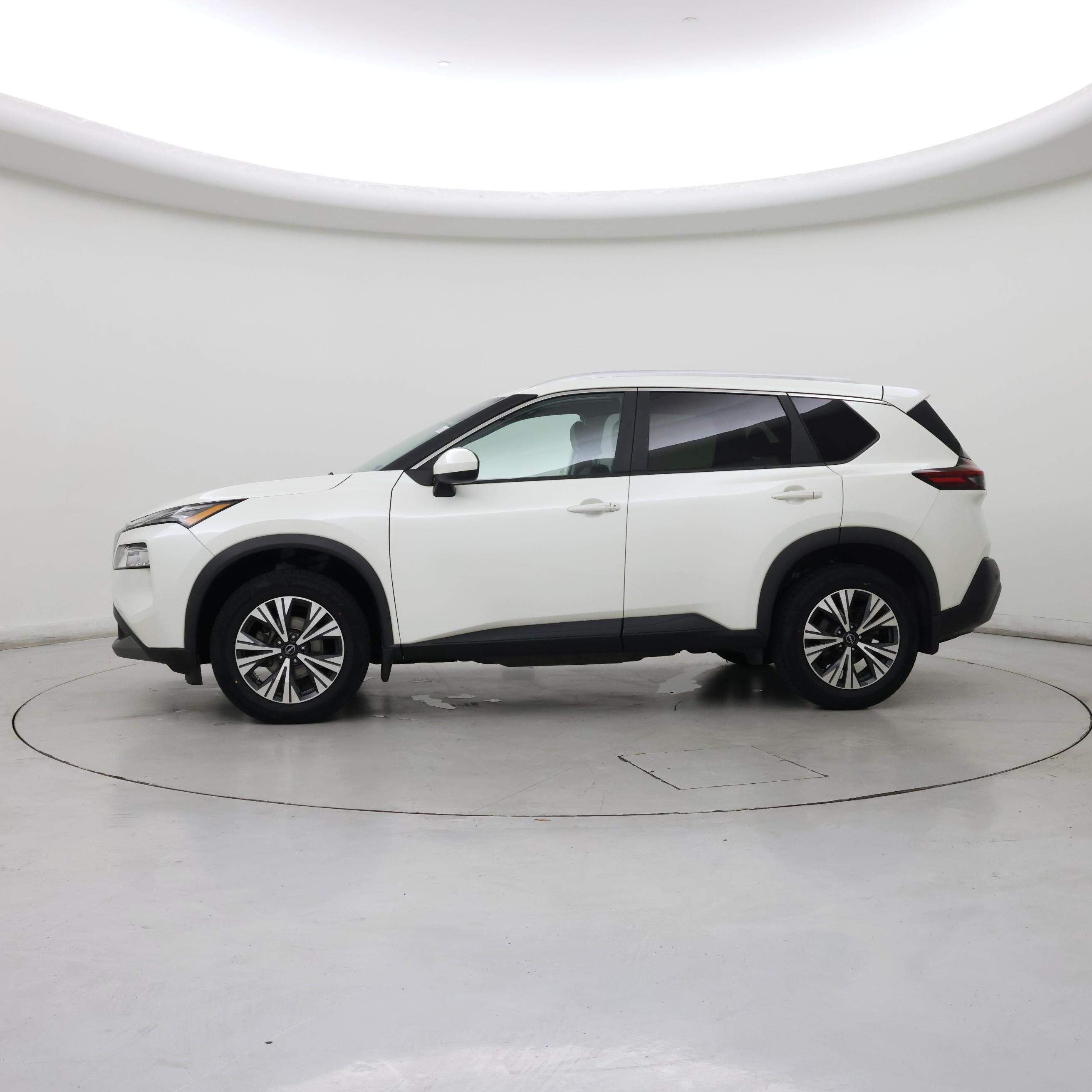 Thumbnail: 2023 Nissan Rogue - 3
