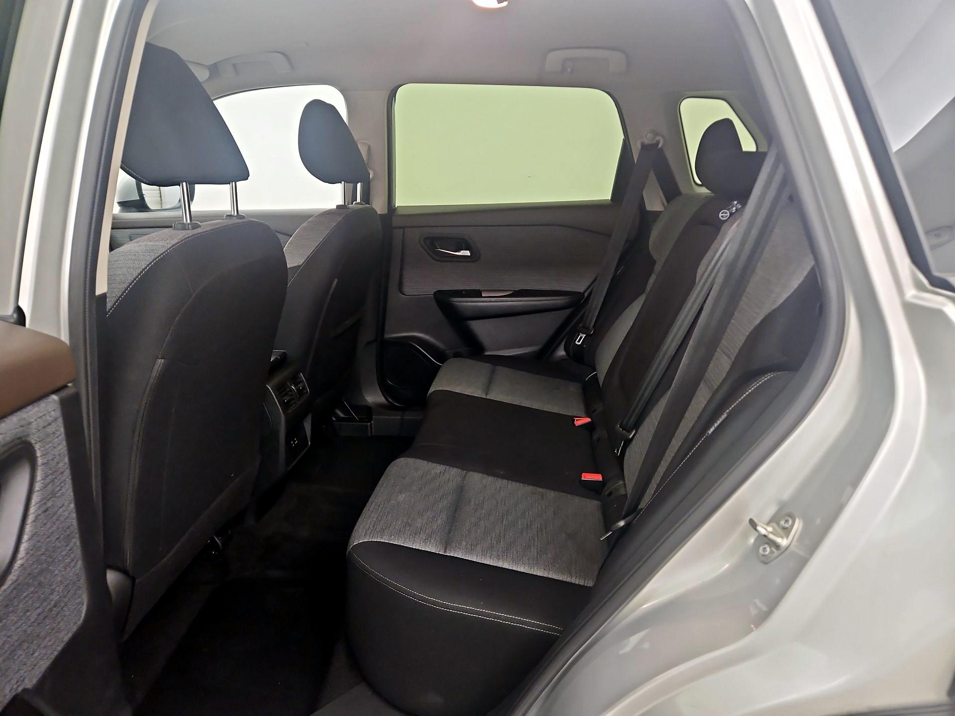 Thumbnail: 2023 Nissan Rogue - 19