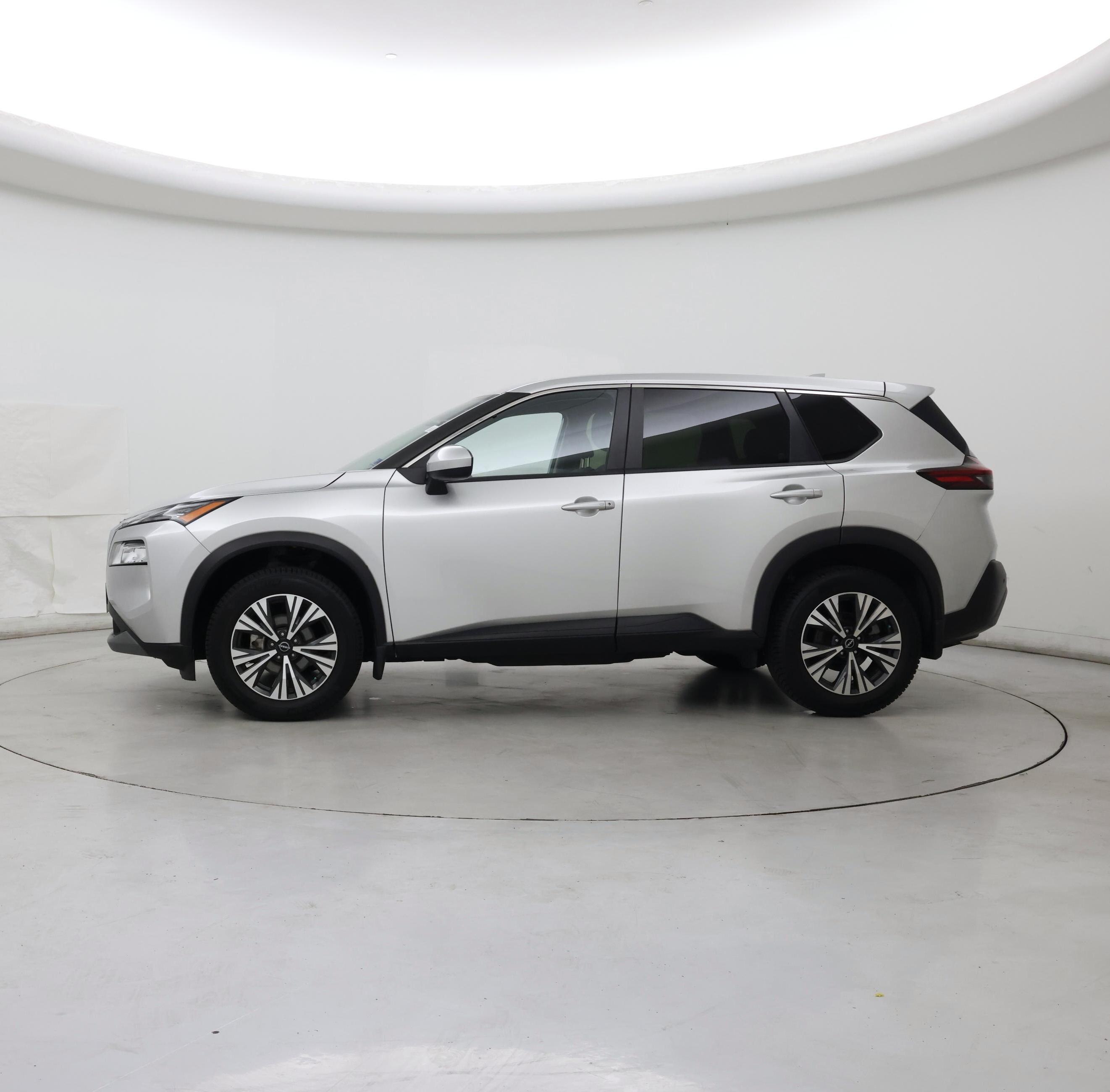 Thumbnail: 2023 Nissan Rogue - 3