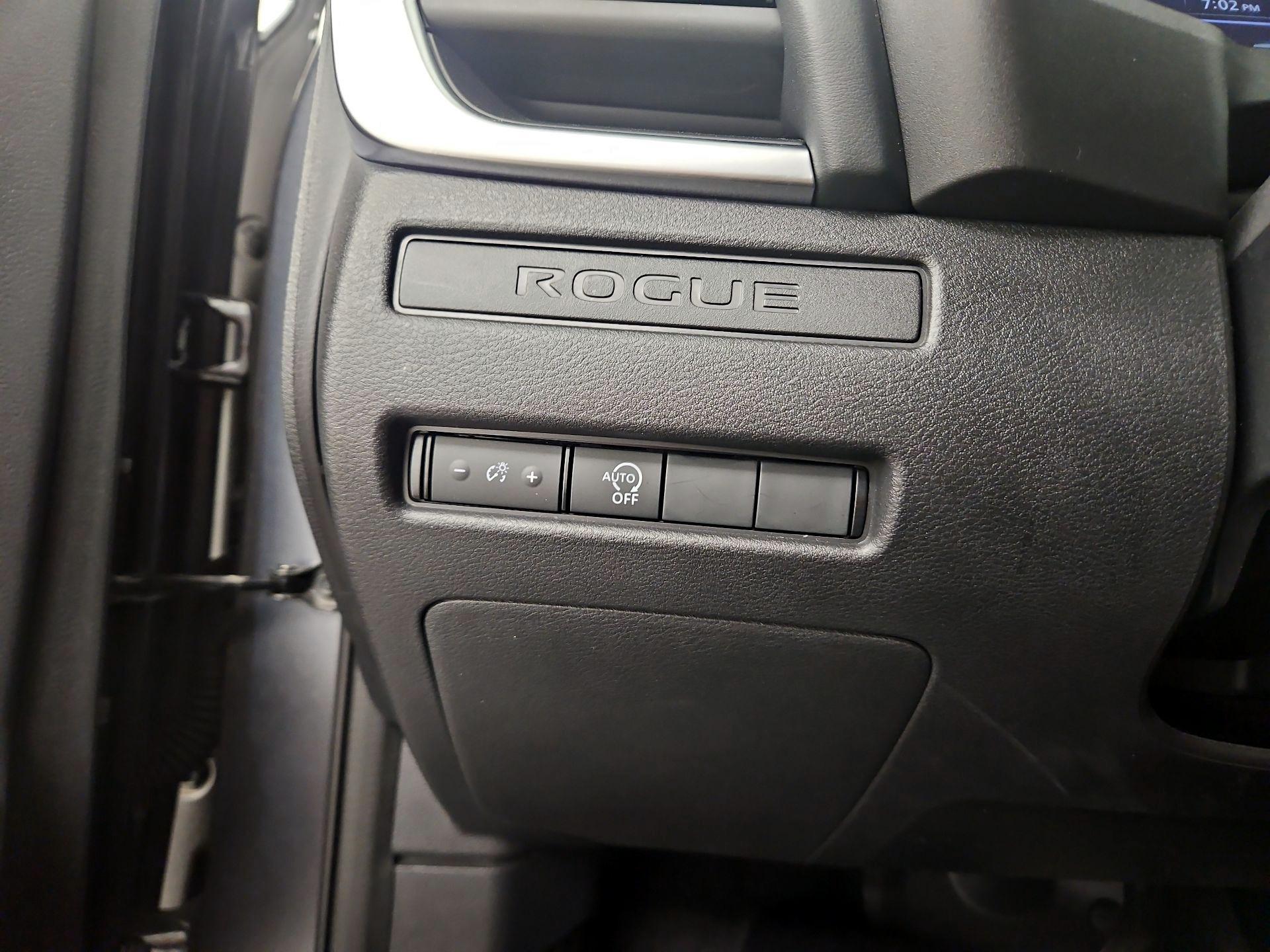 Thumbnail: 2023 Nissan Rogue - 13