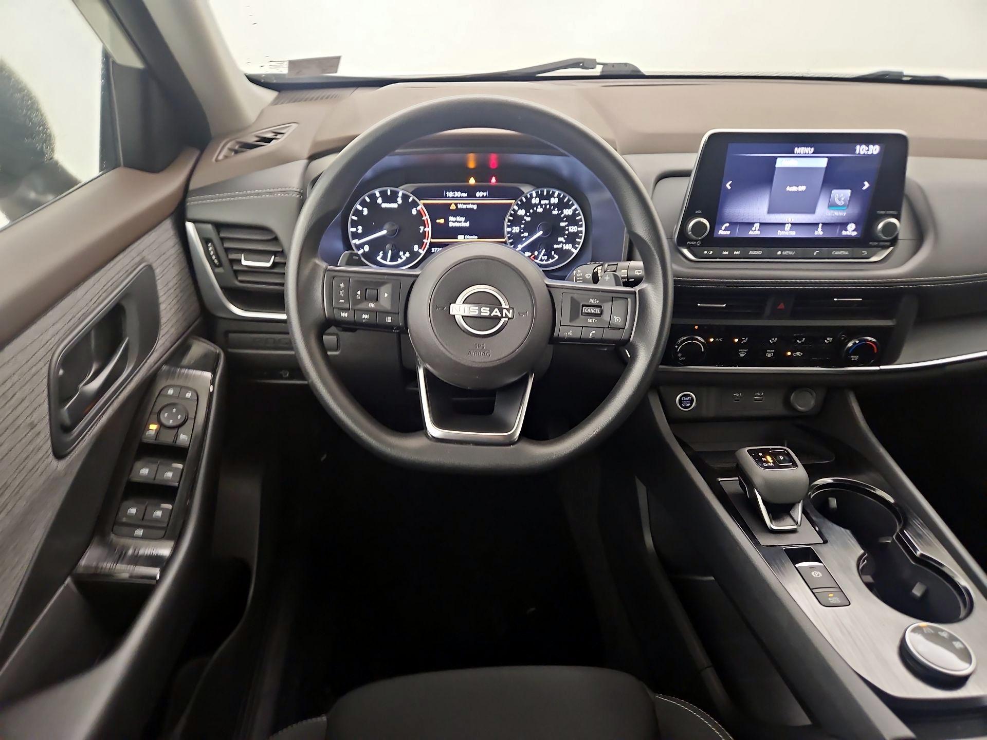 Thumbnail: 2023 Nissan Rogue - 10