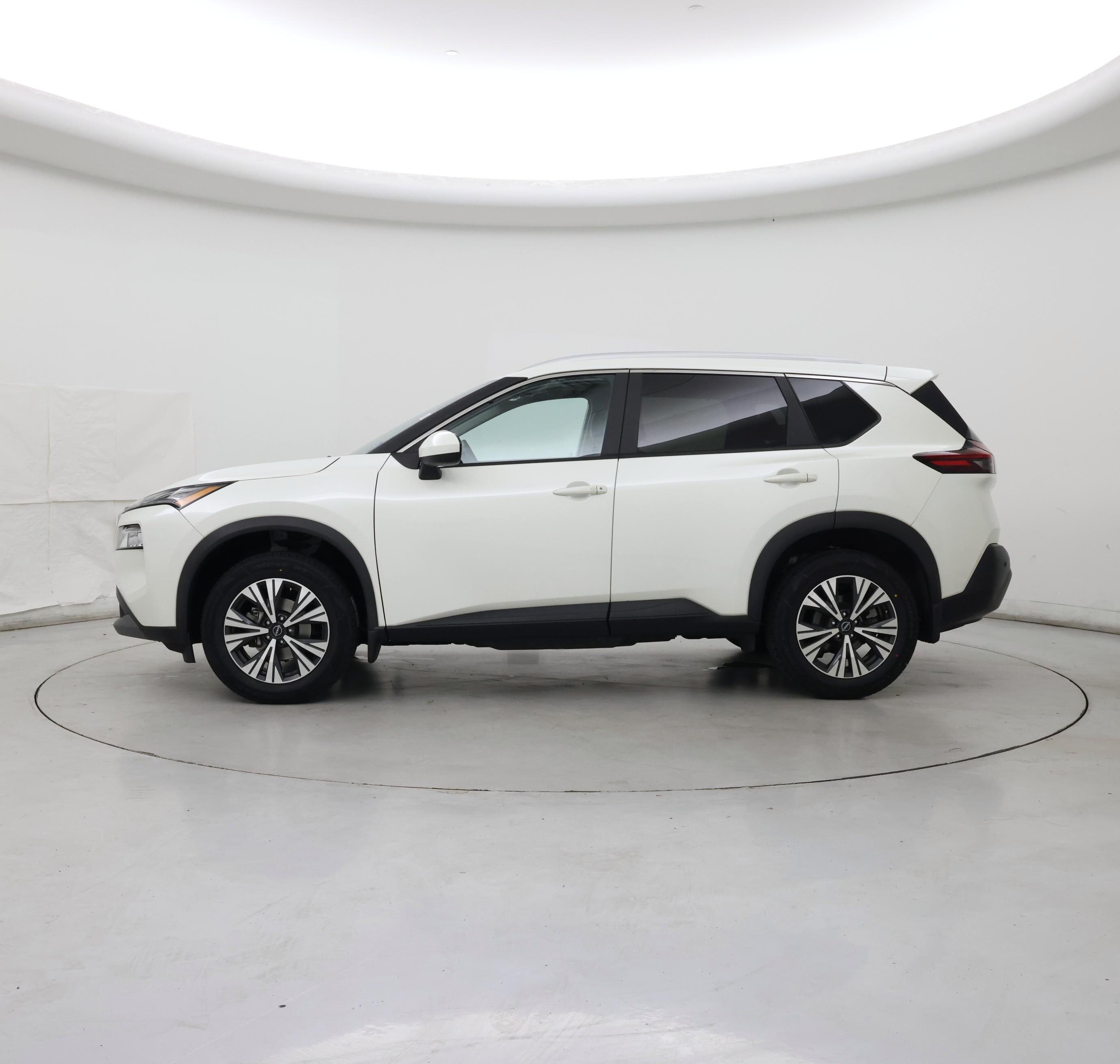 Thumbnail: 2023 Nissan Rogue - 3