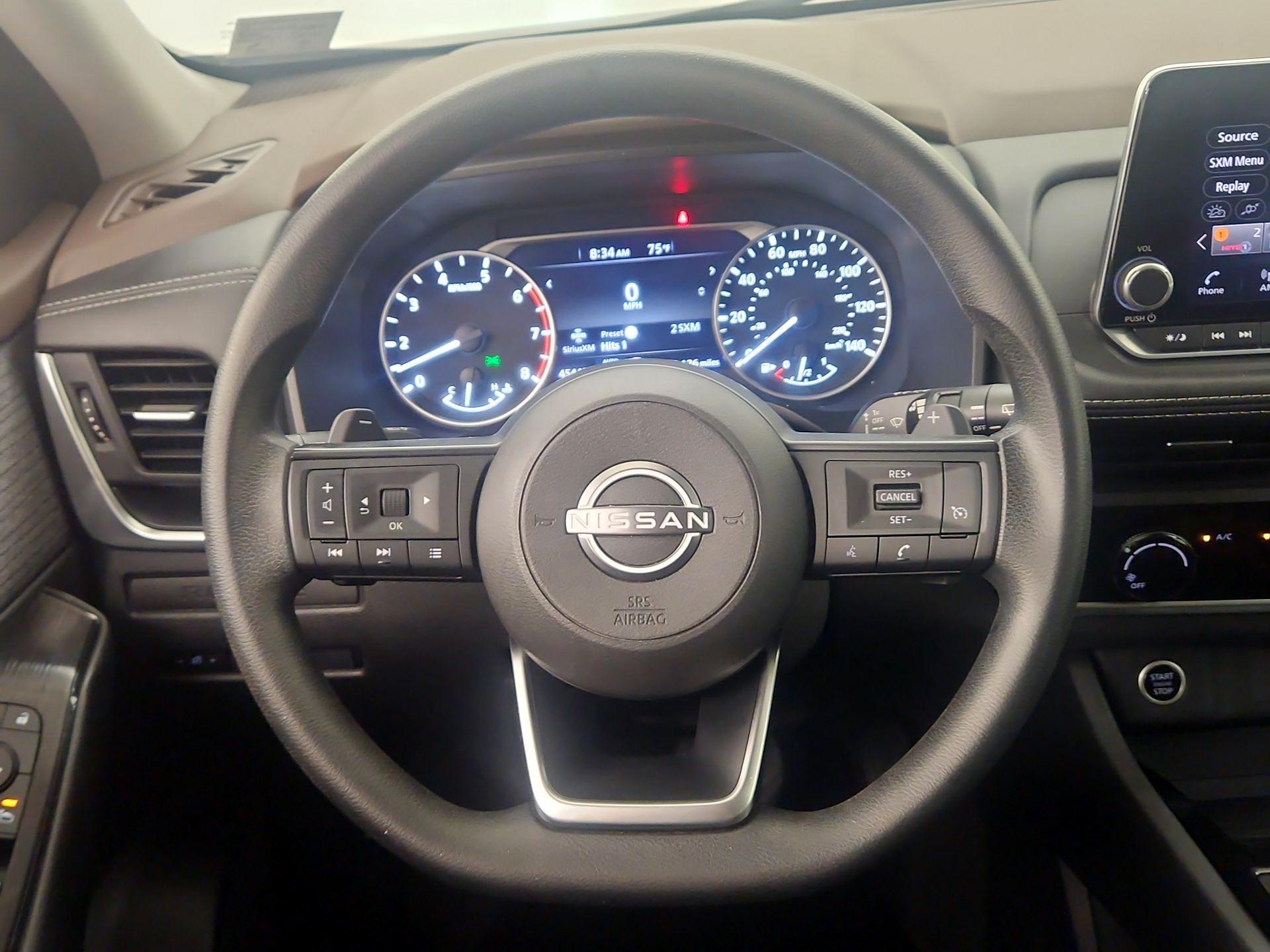 Thumbnail: 2023 Nissan Rogue - 10
