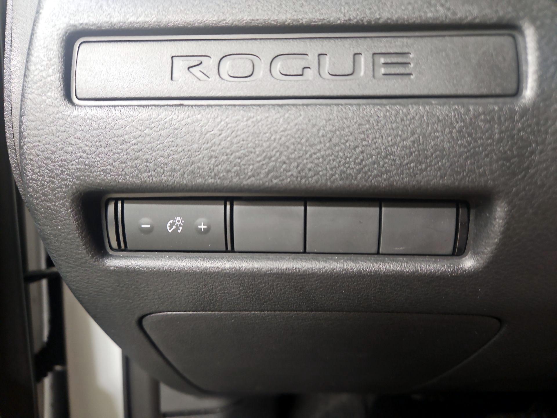 Thumbnail: 2023 Nissan Rogue - 13