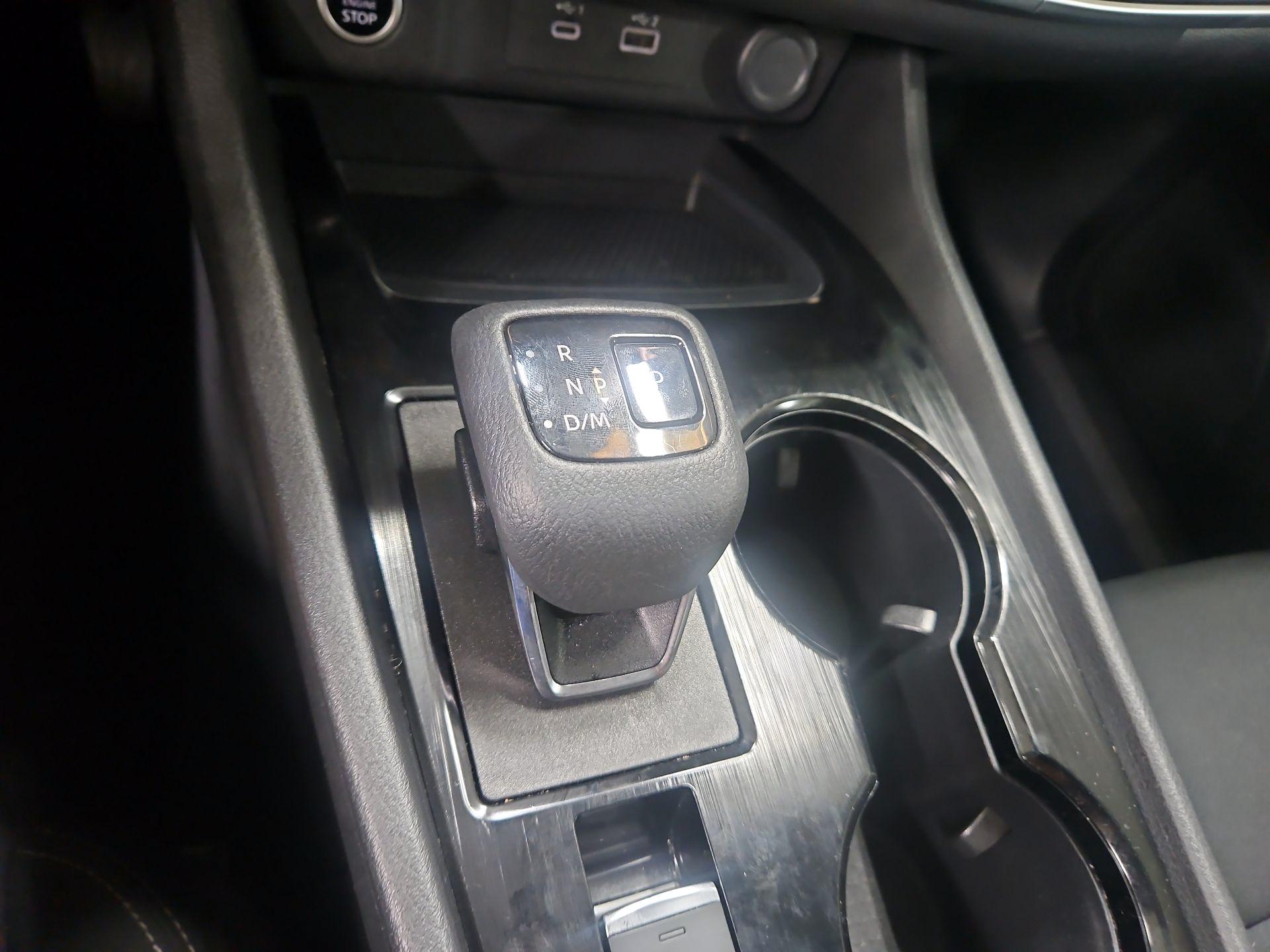 Thumbnail: 2023 Nissan Rogue - 17