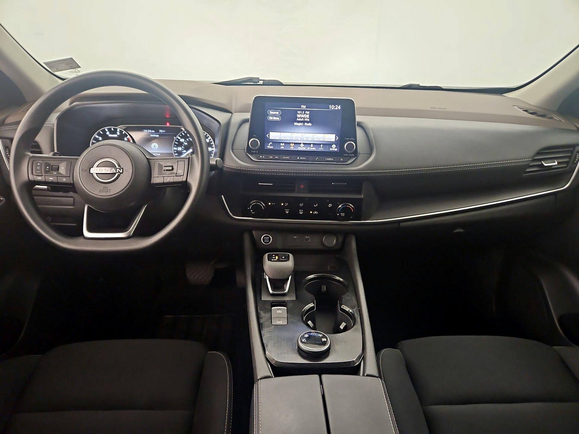 Thumbnail: 2023 Nissan Rogue - 9