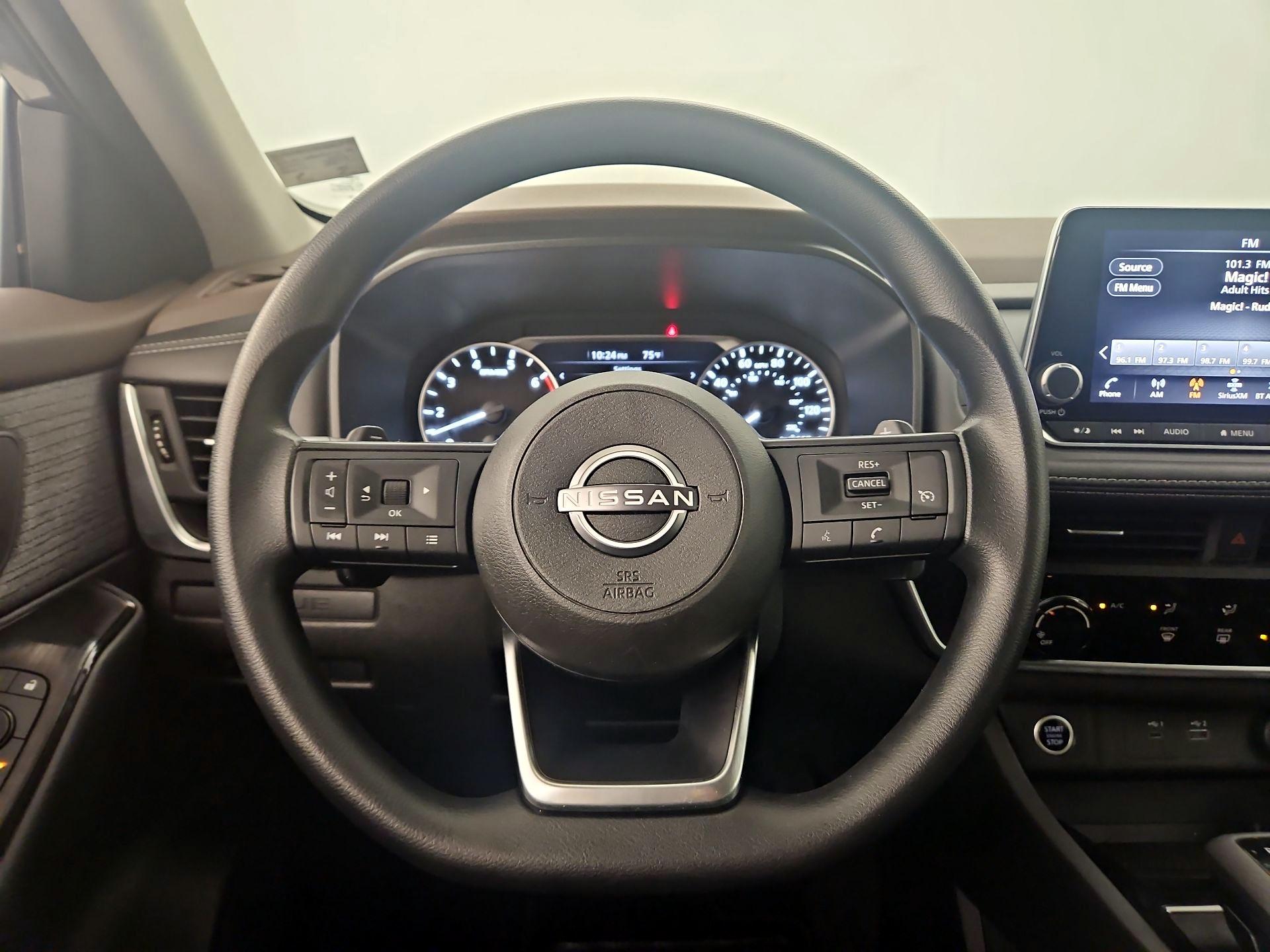 Thumbnail: 2023 Nissan Rogue - 10
