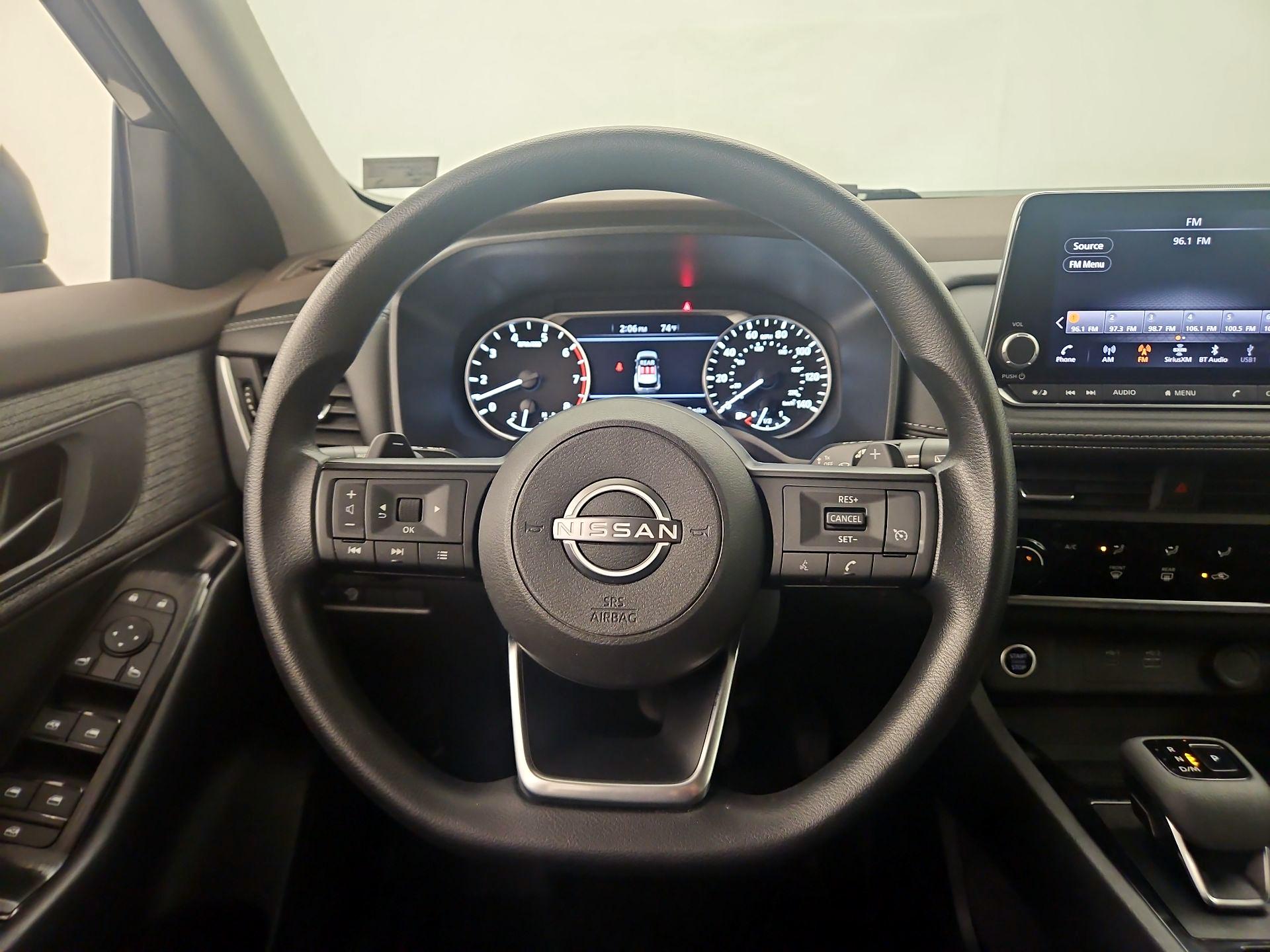 Thumbnail: 2023 Nissan Rogue - 10