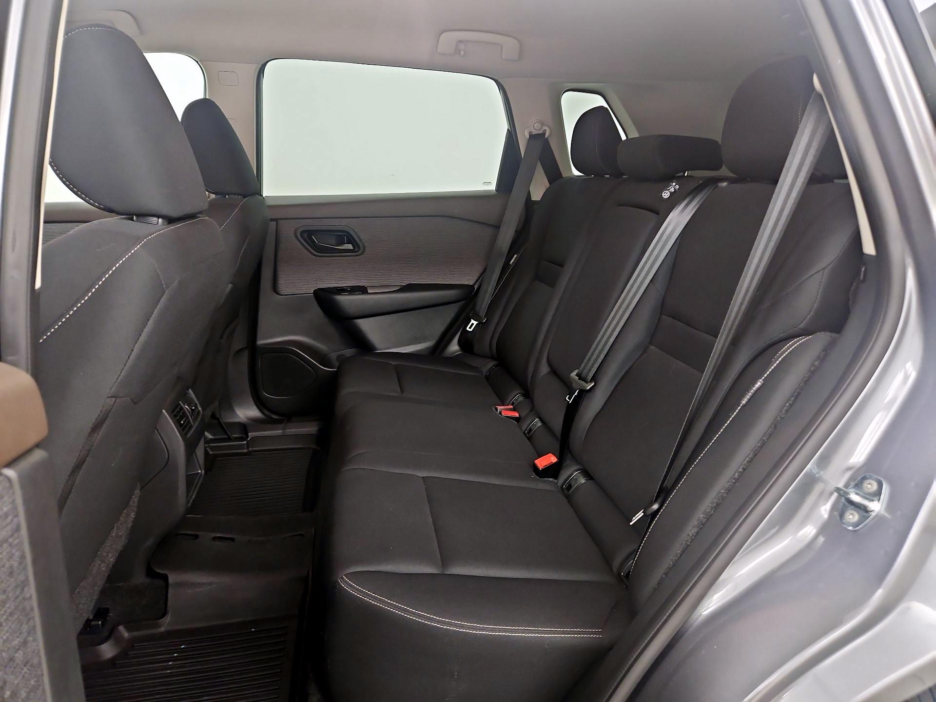 Thumbnail: 2023 Nissan Rogue - 19