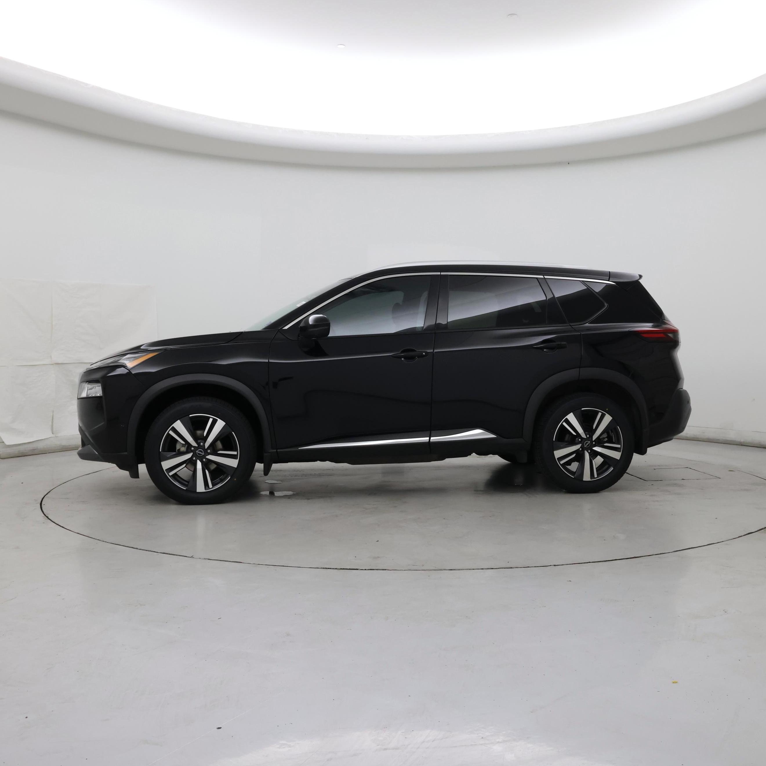 Thumbnail: 2023 Nissan Rogue - 3
