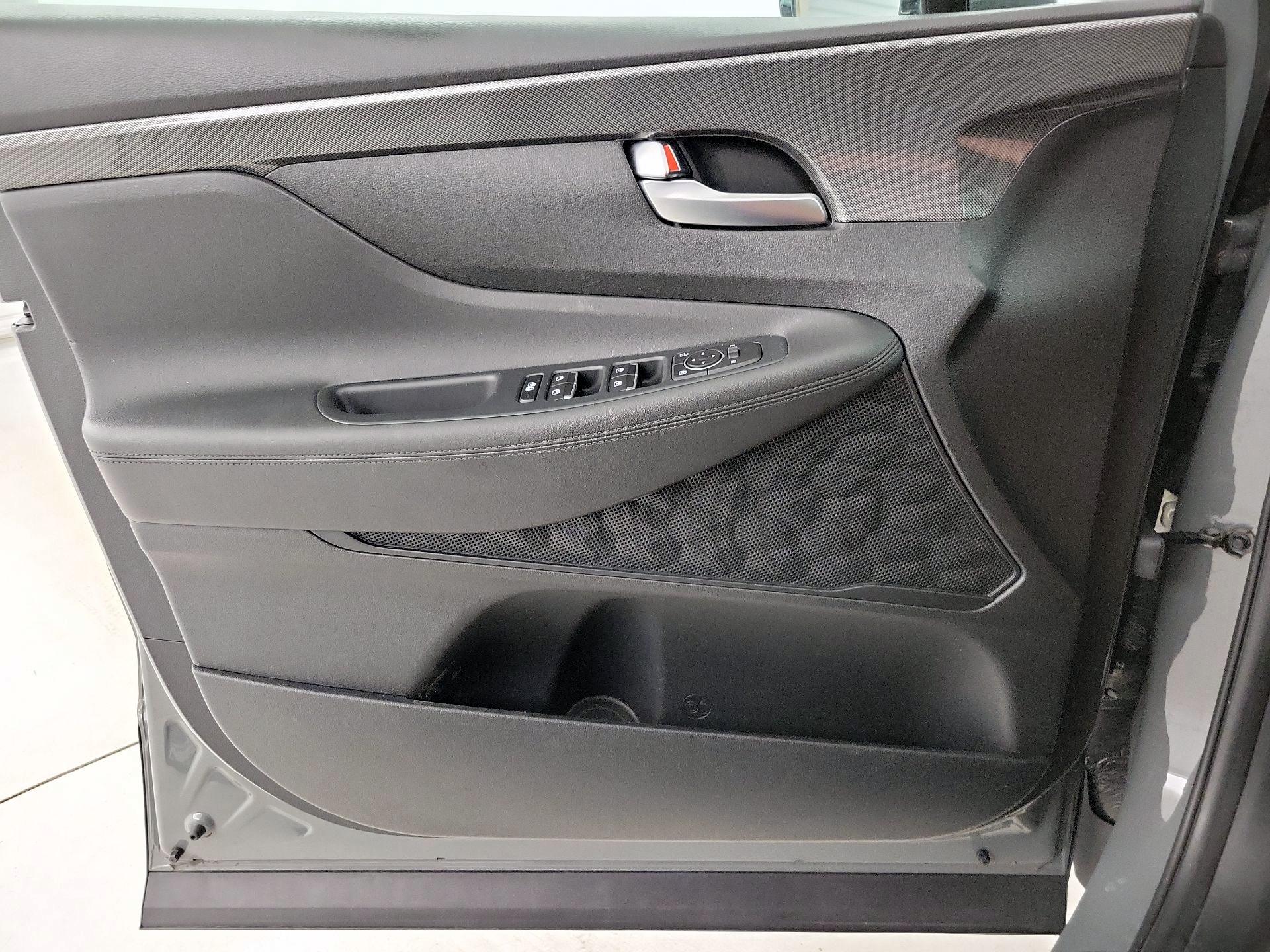 Thumbnail: 2023 Hyundai Santa Fe - 12