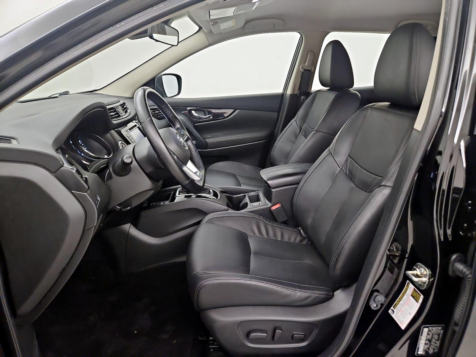 2022 Nissan Rogue Sport SL - Photo 12