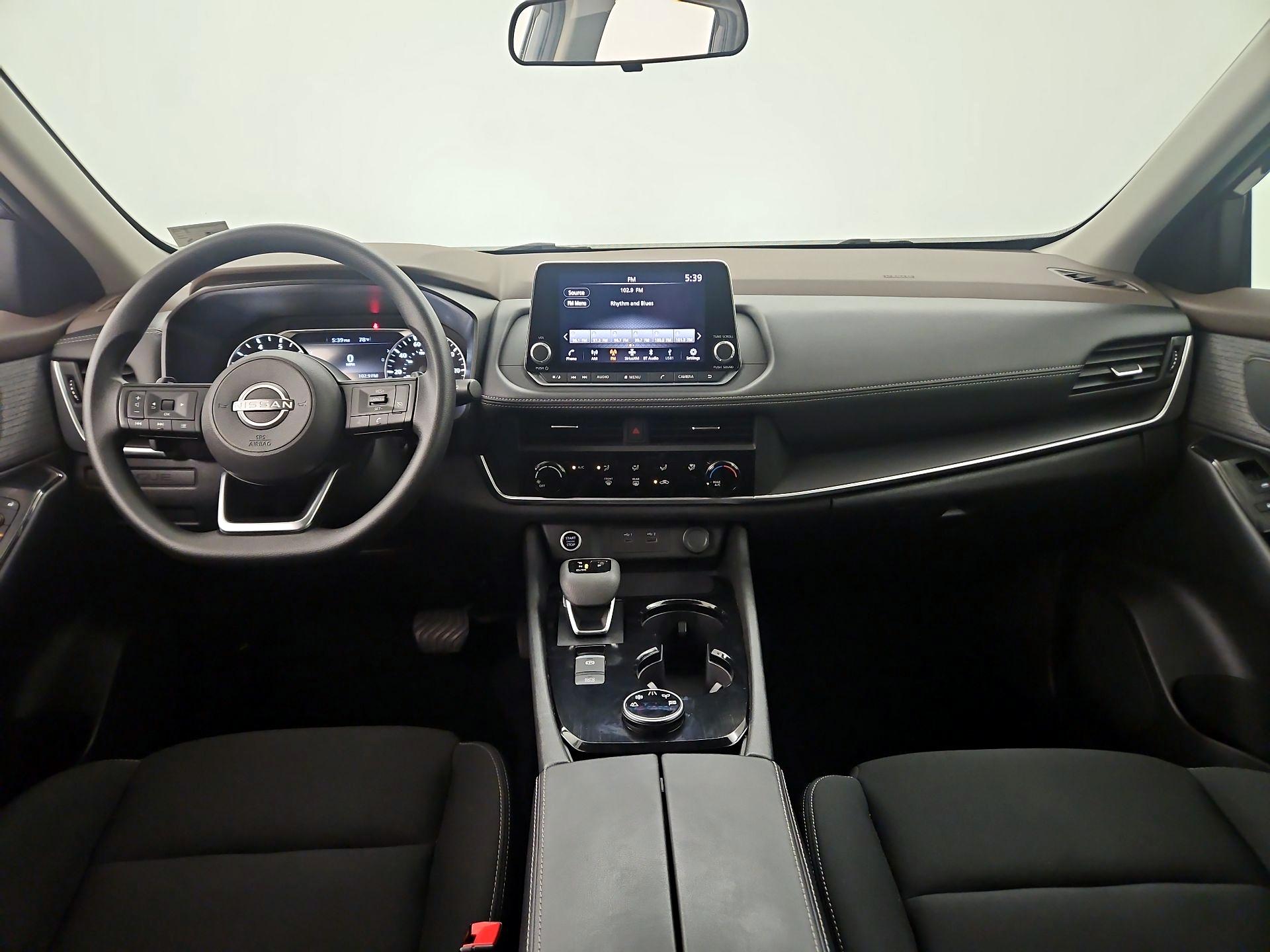 Thumbnail: 2023 Nissan Rogue - 9