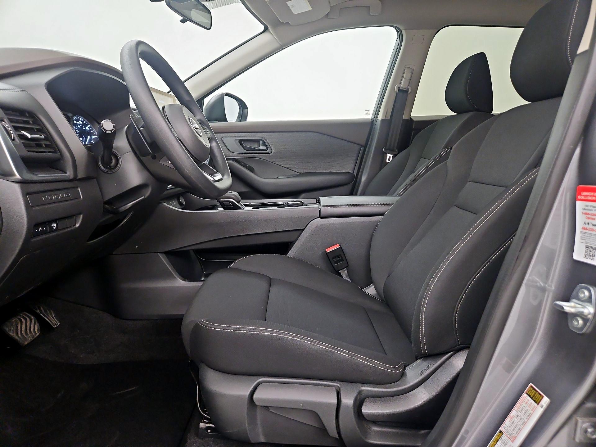 Thumbnail: 2023 Nissan Rogue - 11