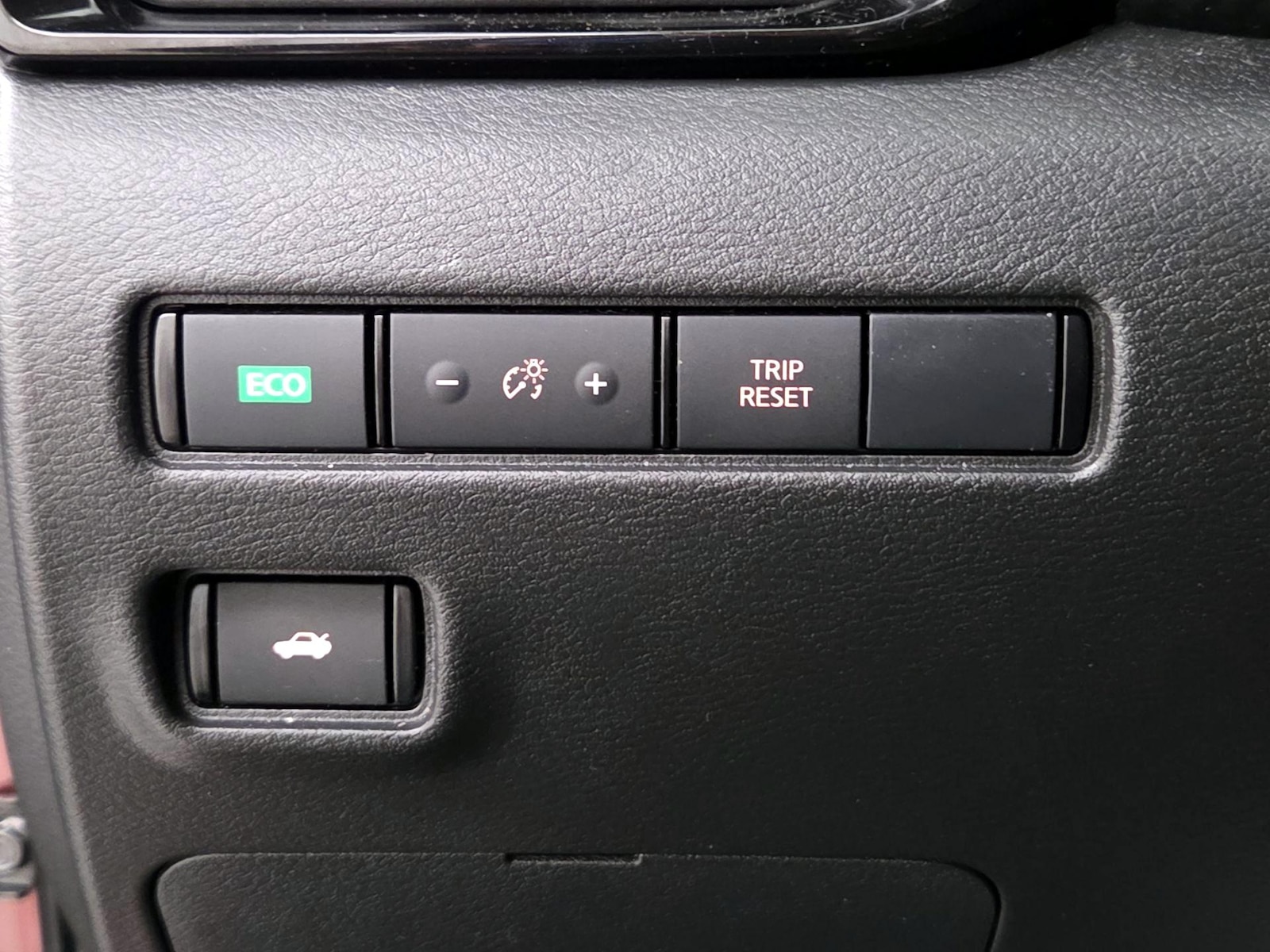 2022 Nissan Sentra SV - Photo 14