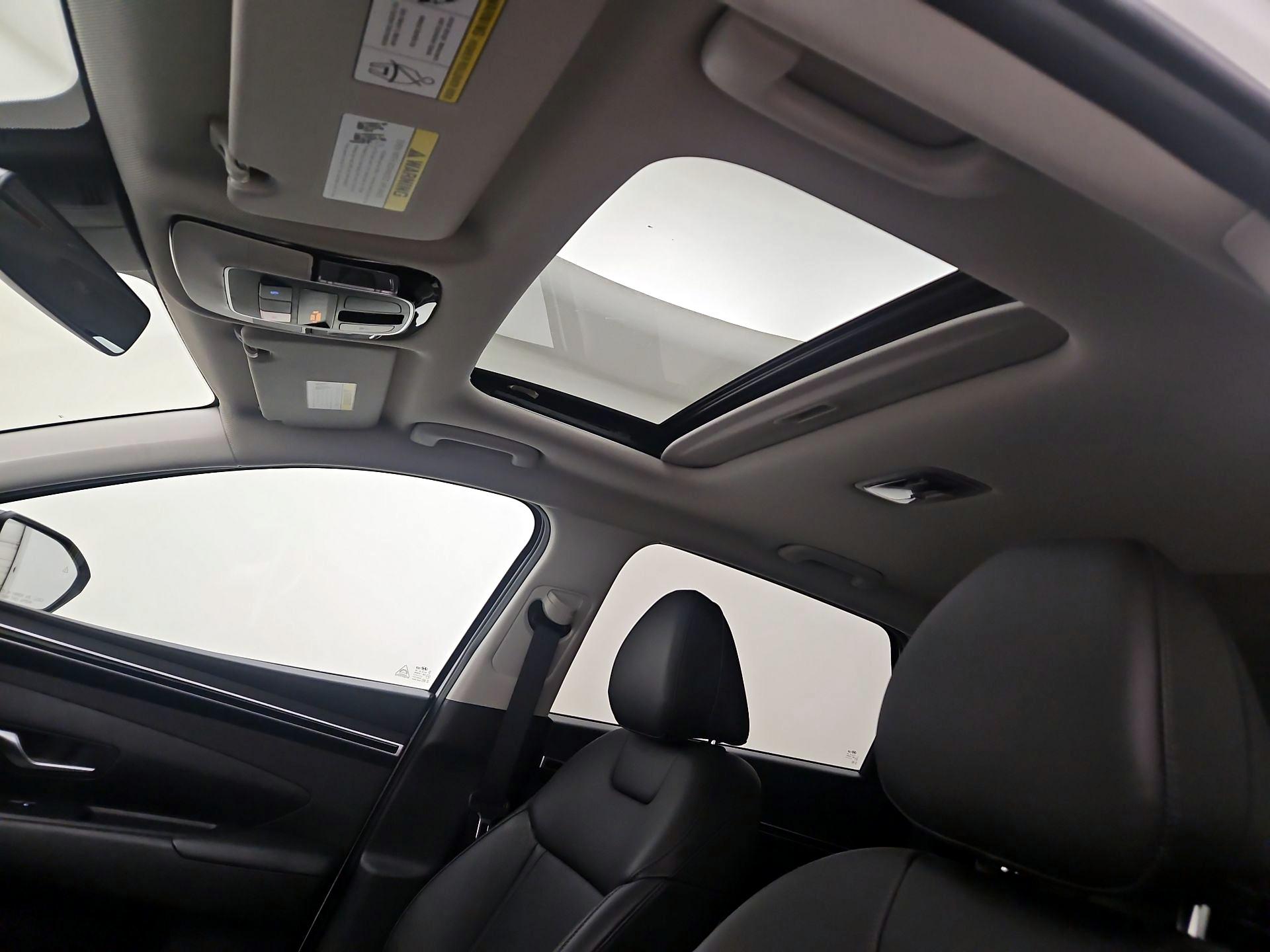 Thumbnail: 2023 Hyundai Tucson - 19