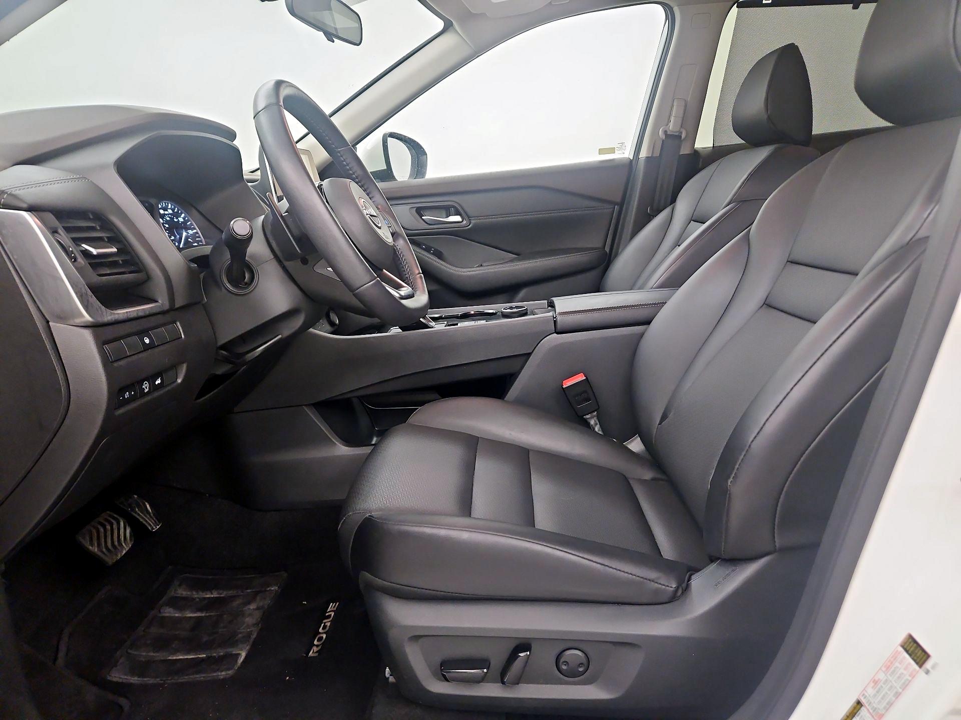 Thumbnail: 2023 Nissan Rogue - 11