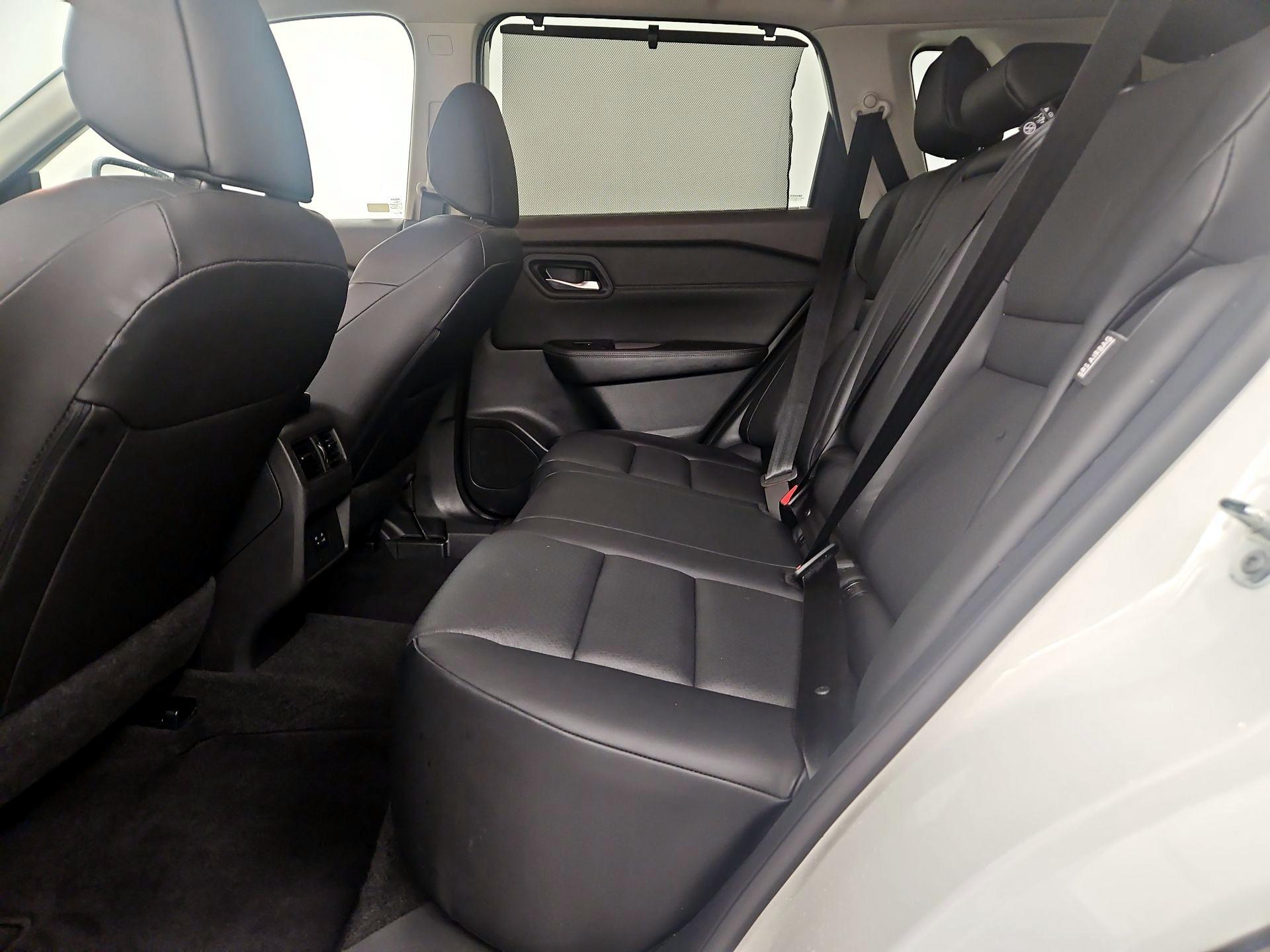 Thumbnail: 2023 Nissan Rogue - 20