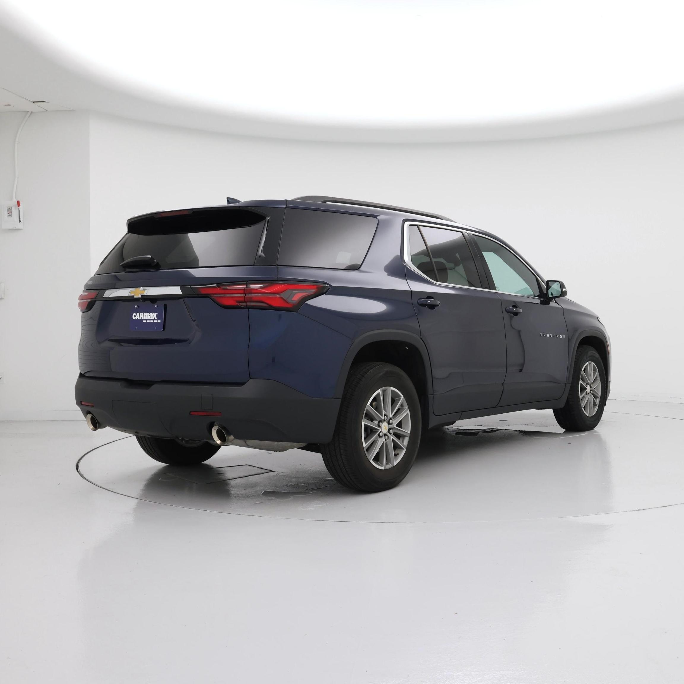 Thumbnail: 2023 Chevrolet Traverse - 8