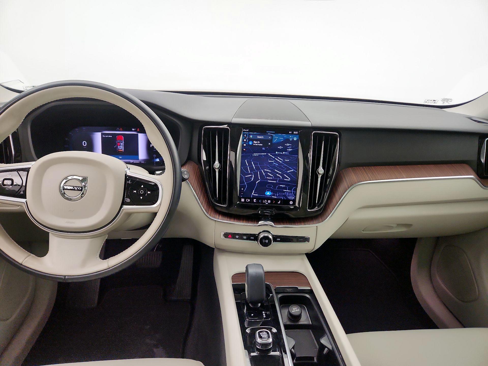 Thumbnail: 2024 Volvo XC60 - 9