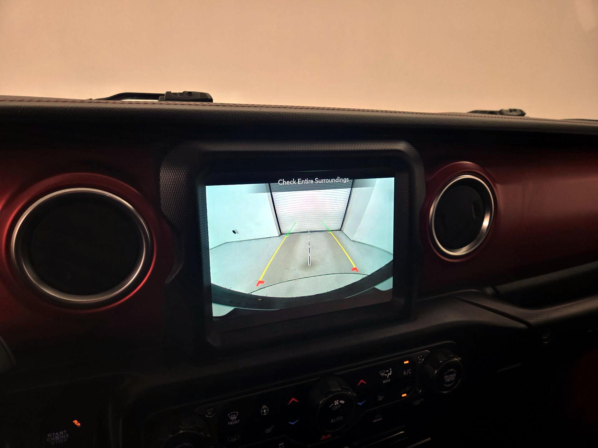 Thumbnail: 2022 Jeep Wrangler - 15