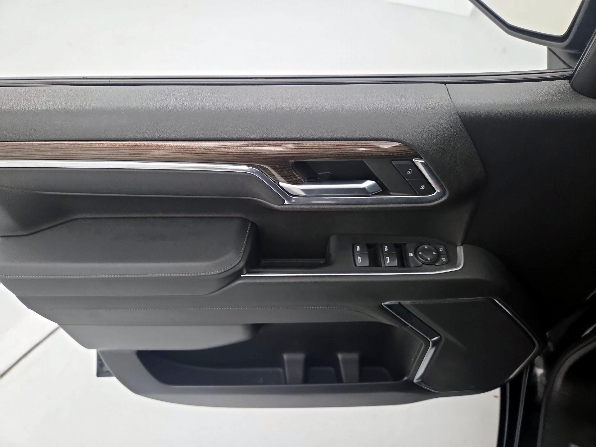 Thumbnail: 2023 Chevrolet Silverado 1500 - 12