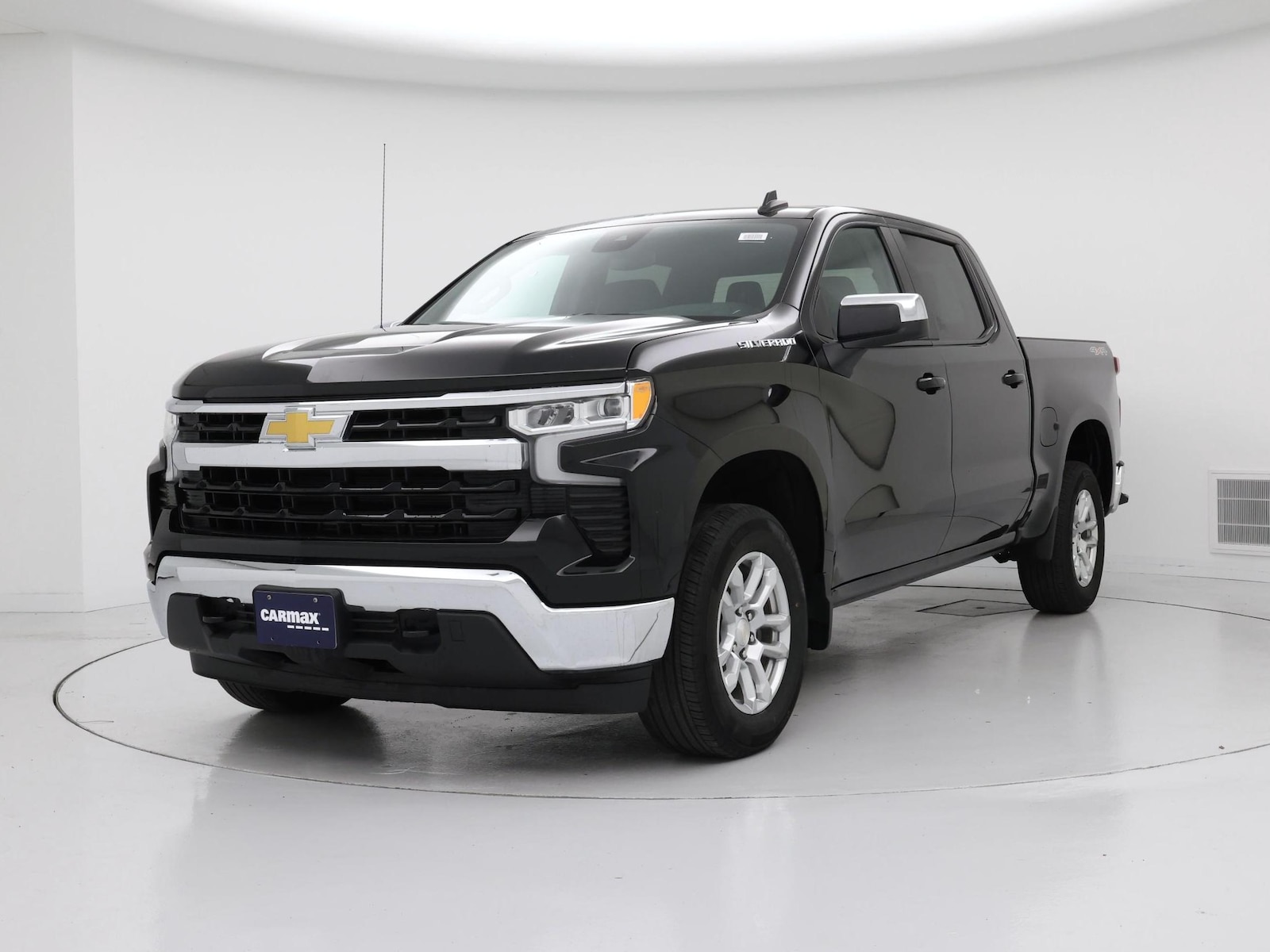 2023 Chevrolet Silverado 1500 LT - Photo 5