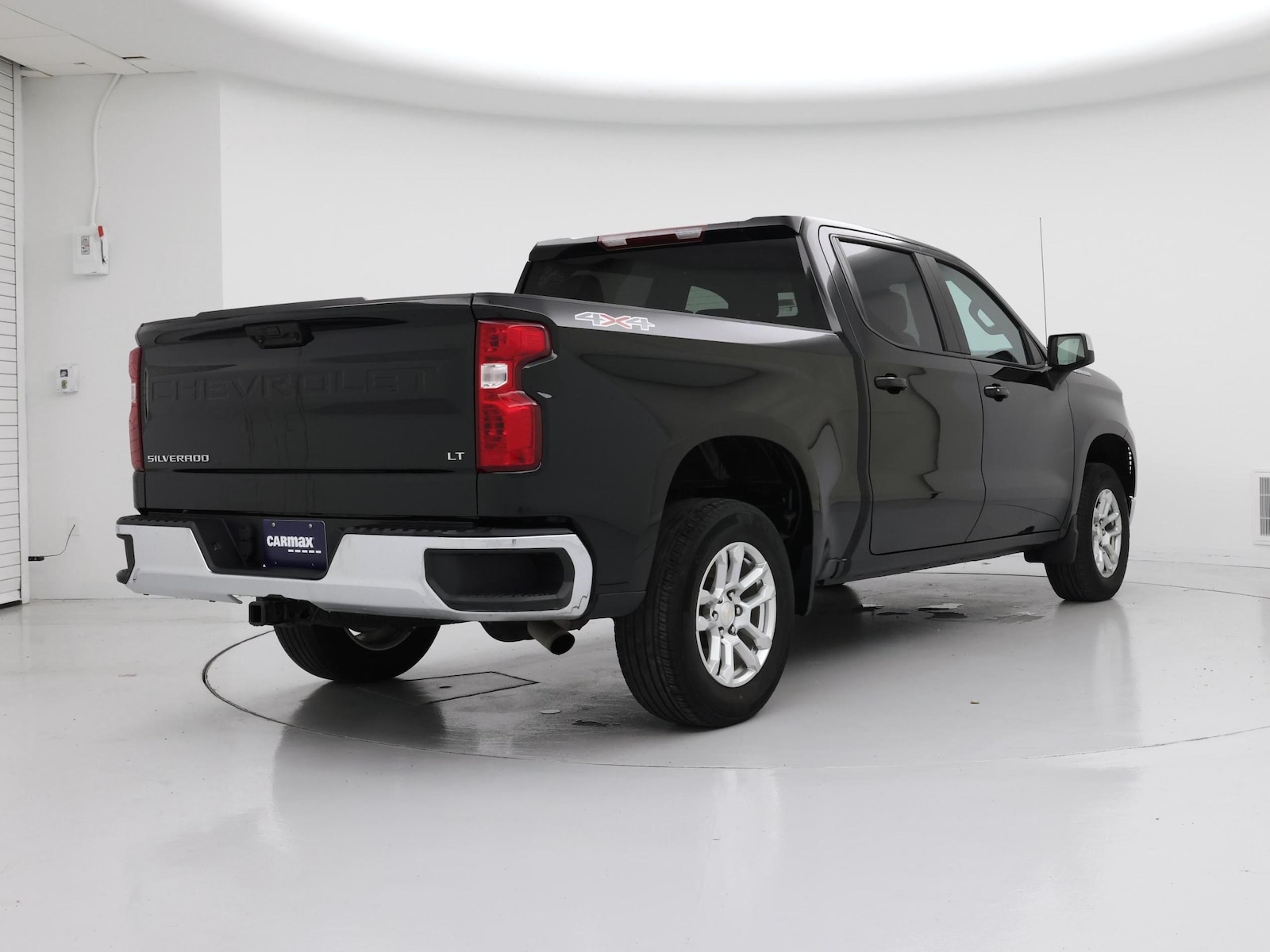 2023 Chevrolet Silverado 1500 LT - Photo 9