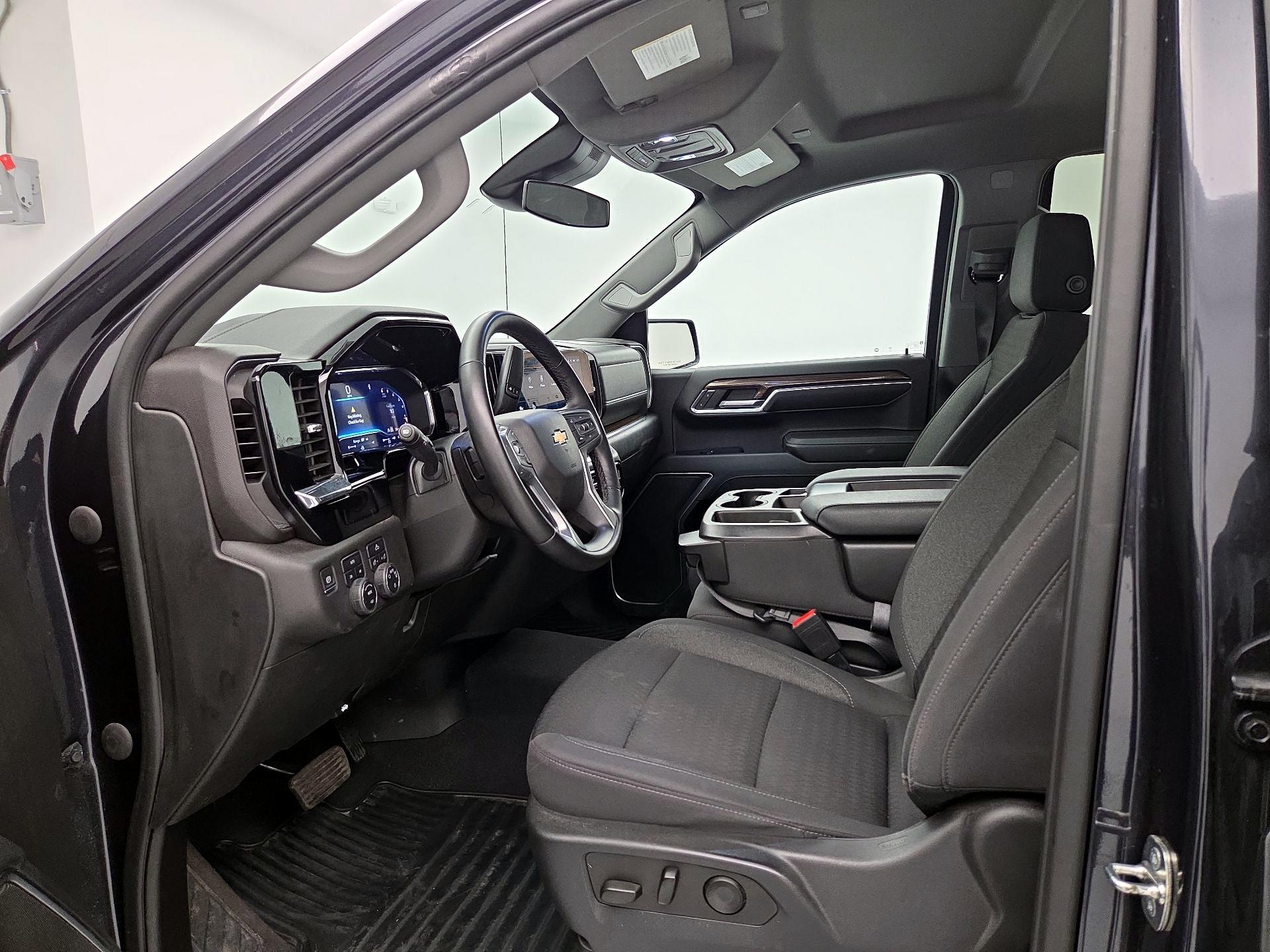 Thumbnail: 2023 Chevrolet Silverado 1500 - 11