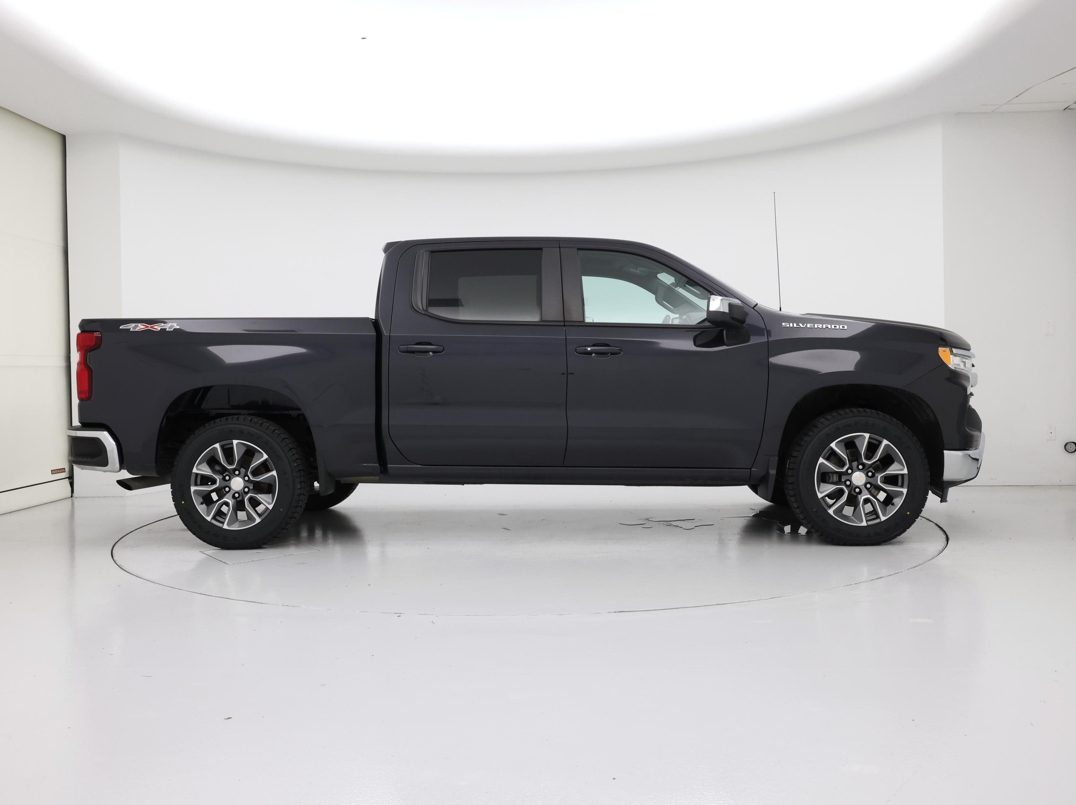 Thumbnail: 2023 Chevrolet Silverado 1500 - 7