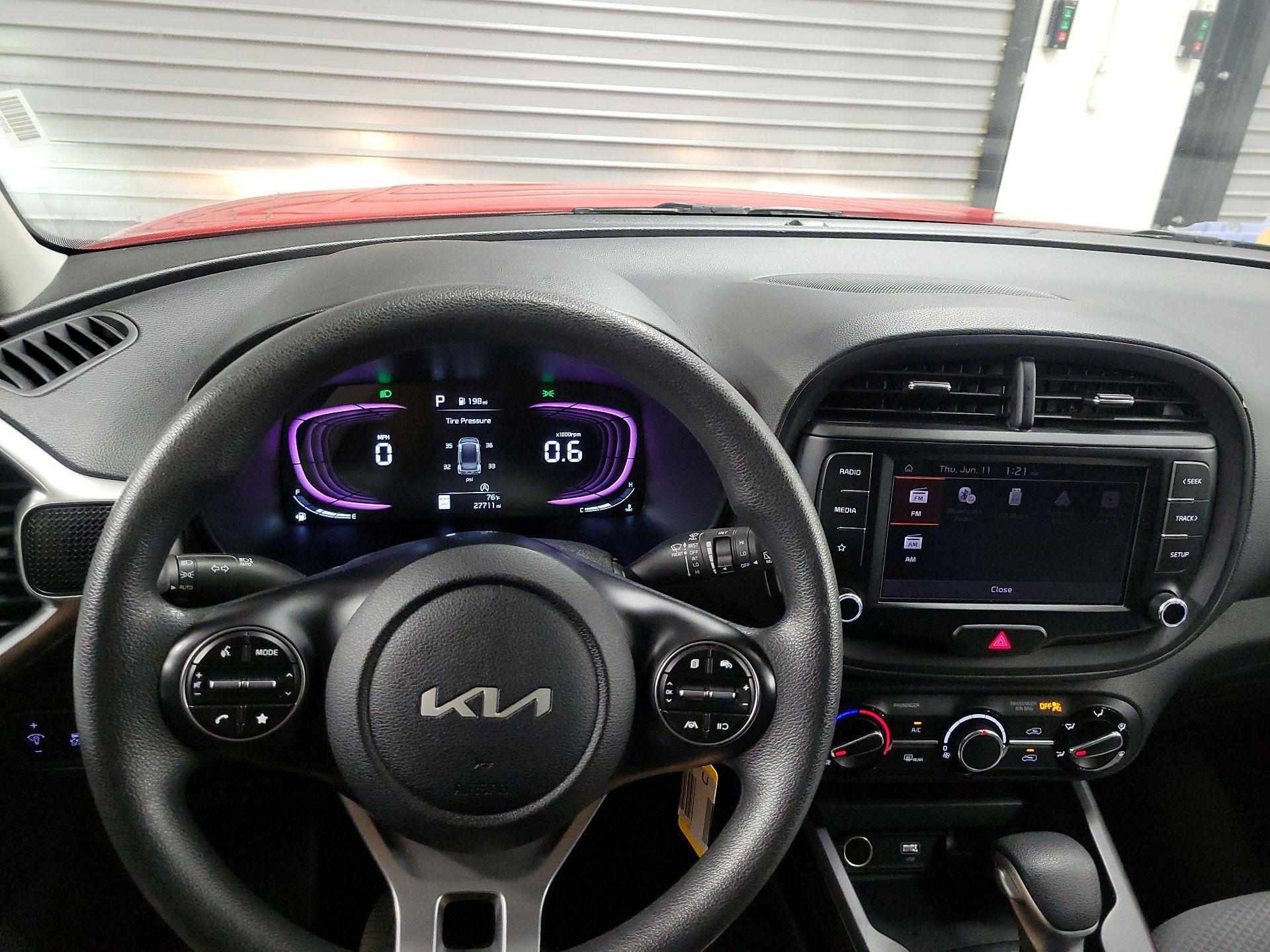 Thumbnail: 2023 Kia Soul - 9