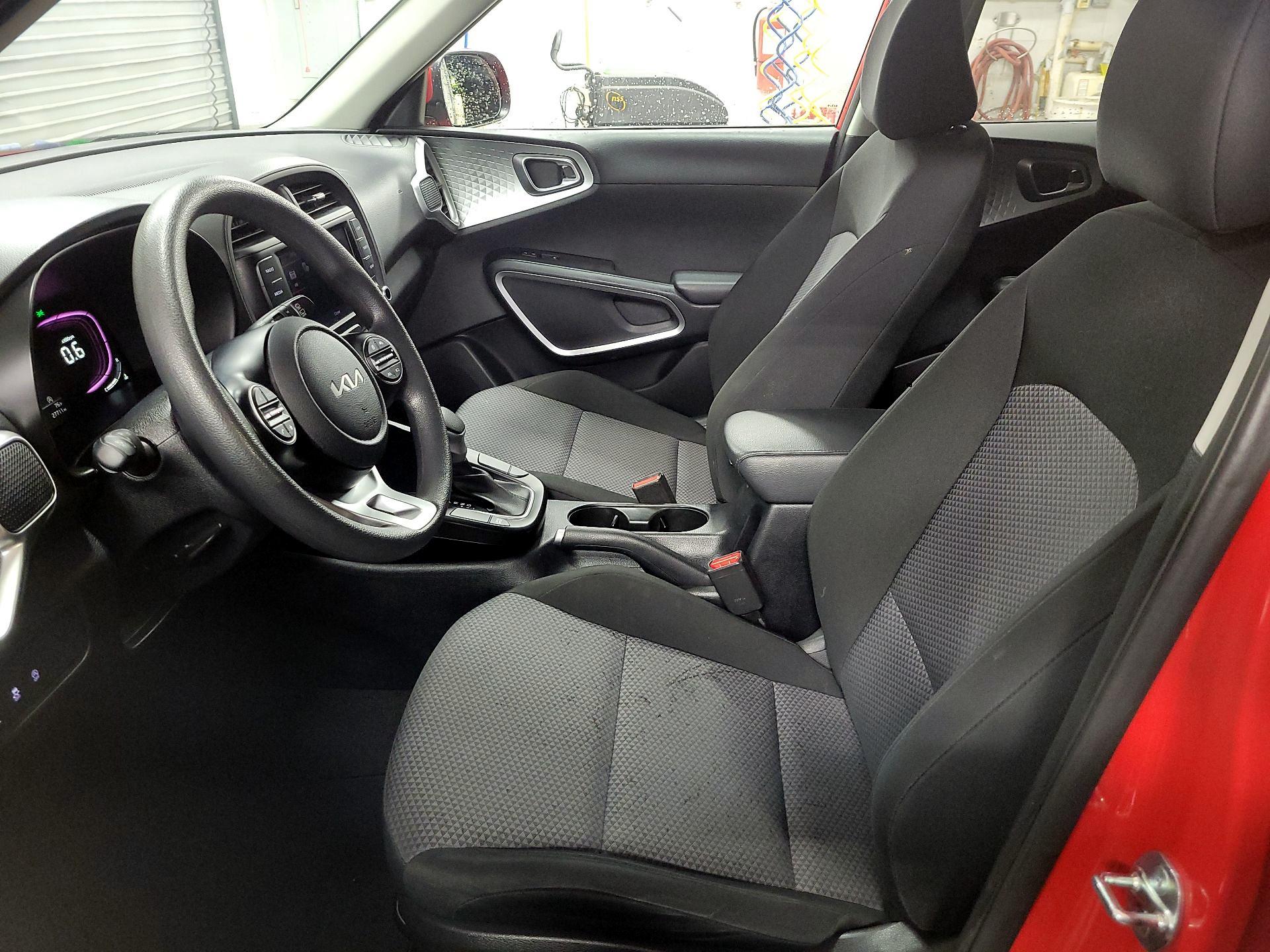 Thumbnail: 2023 Kia Soul - 11