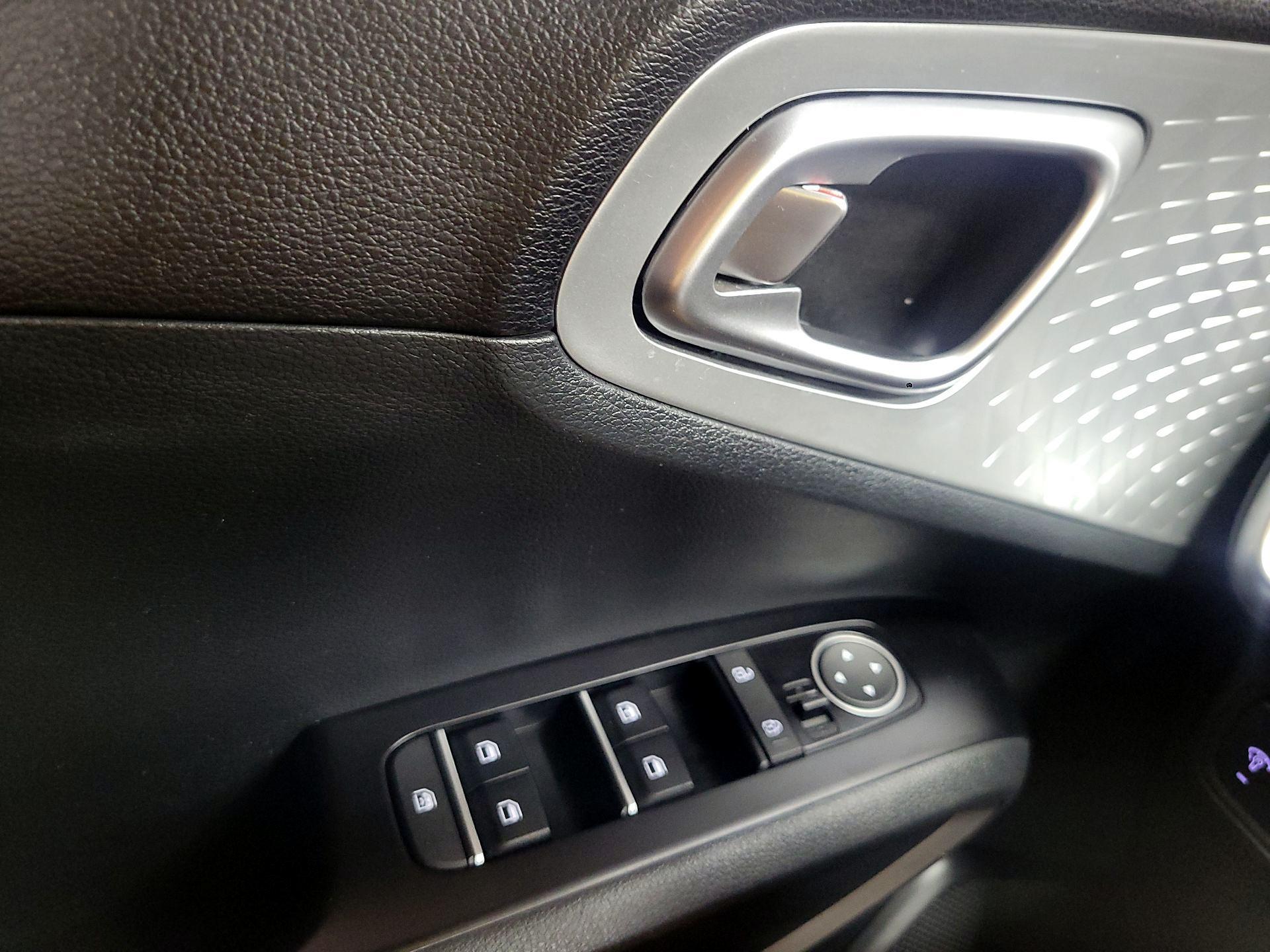 Thumbnail: 2023 Kia Soul - 12