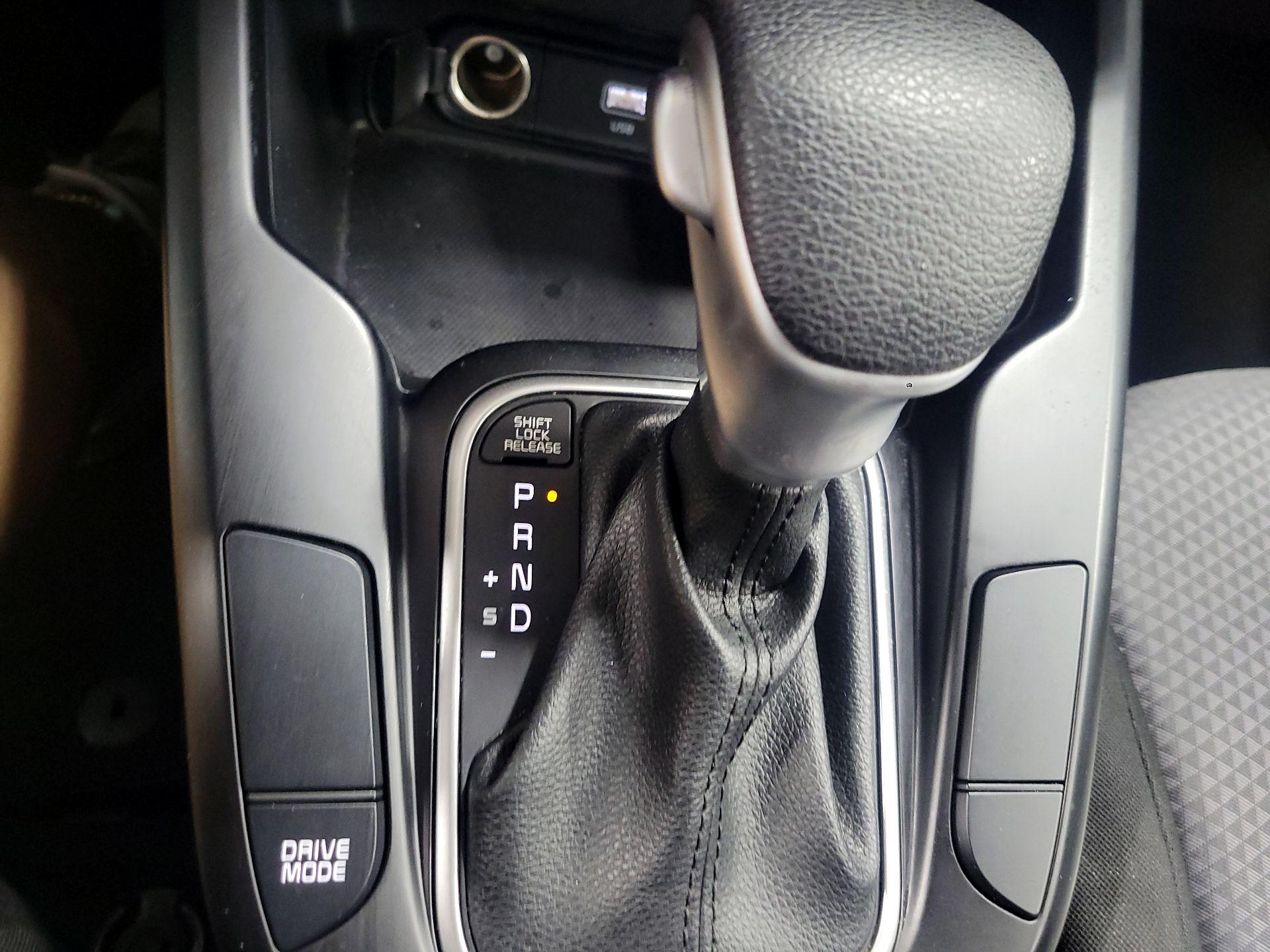 Thumbnail: 2023 Kia Soul - 17