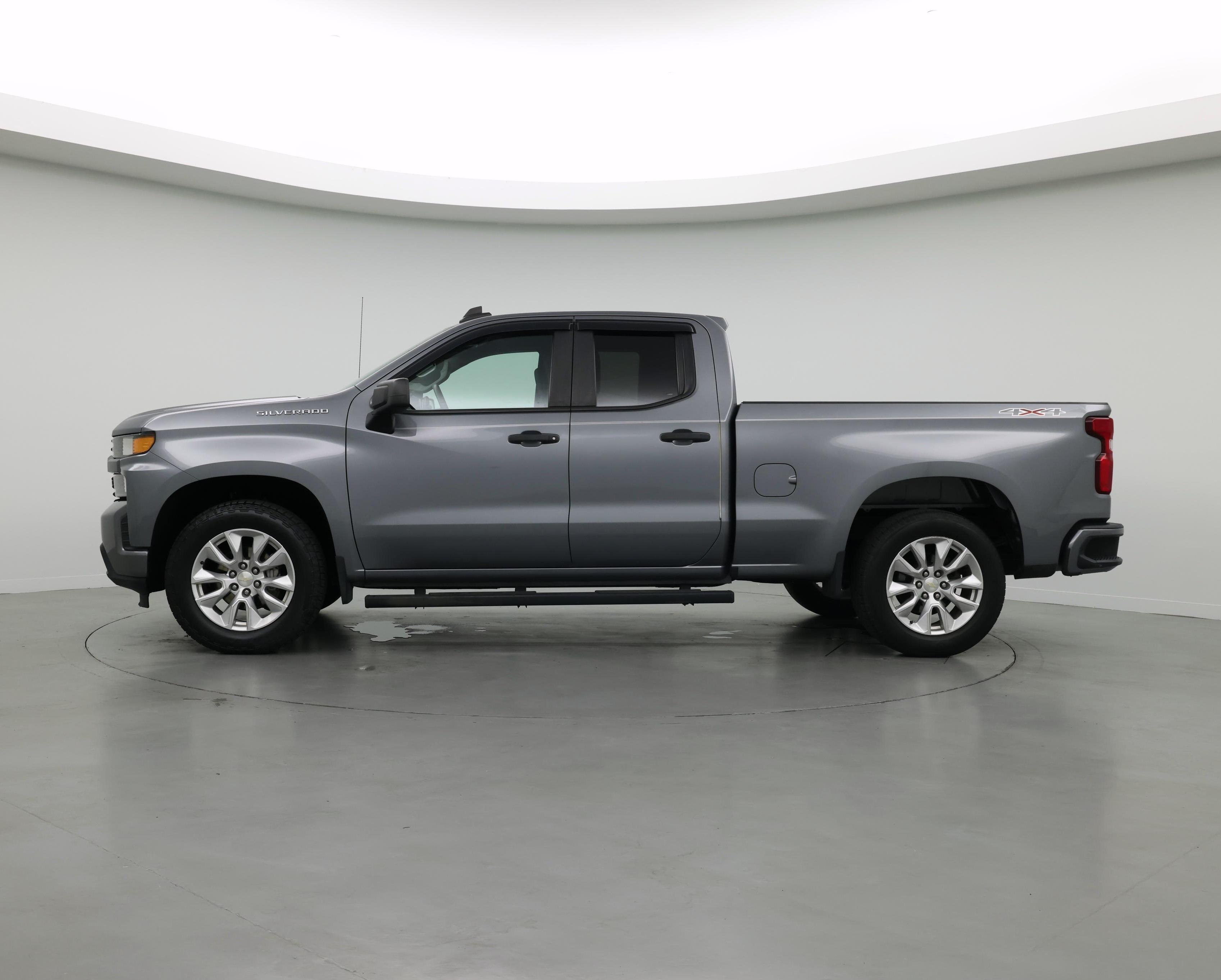 Thumbnail: 2021 Chevrolet Silverado 1500 - 3