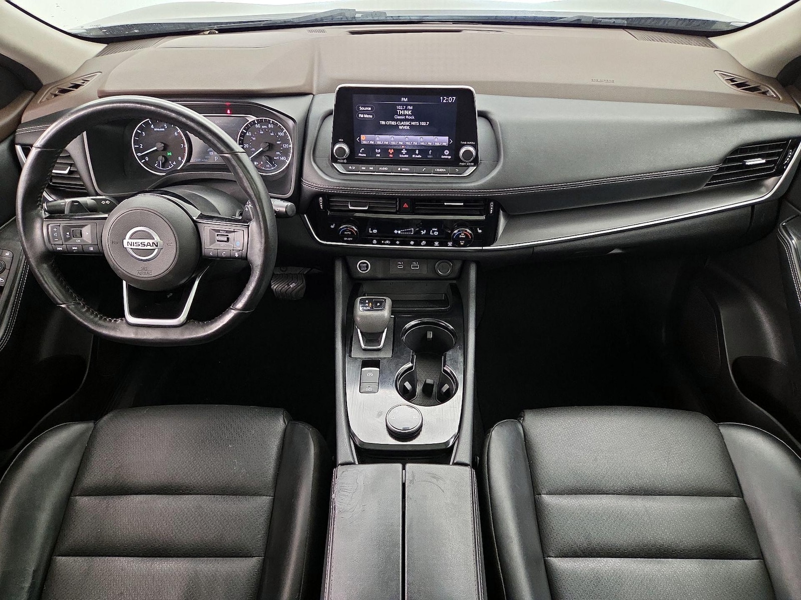 2021 Nissan Rogue SV - Photo 10