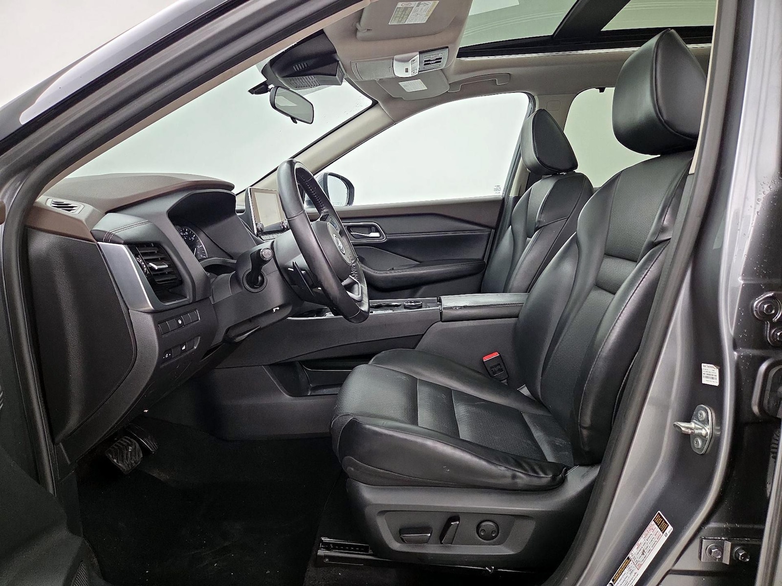 2021 Nissan Rogue SV - Photo 12