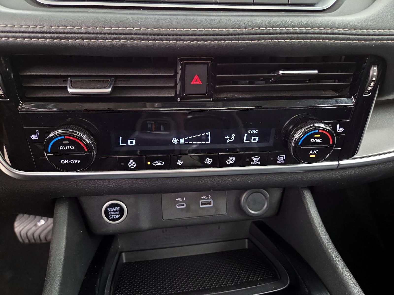 2021 Nissan Rogue SV - Photo 17