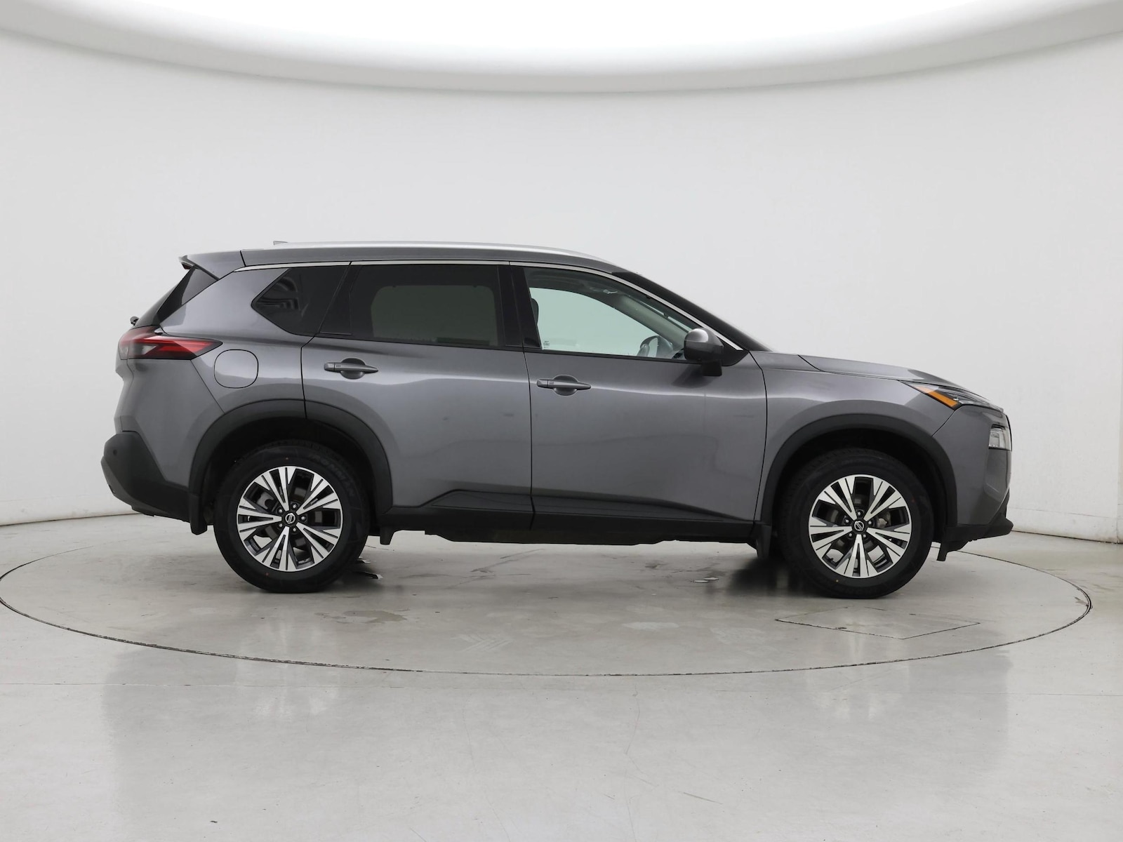 2021 Nissan Rogue SV - Photo 8