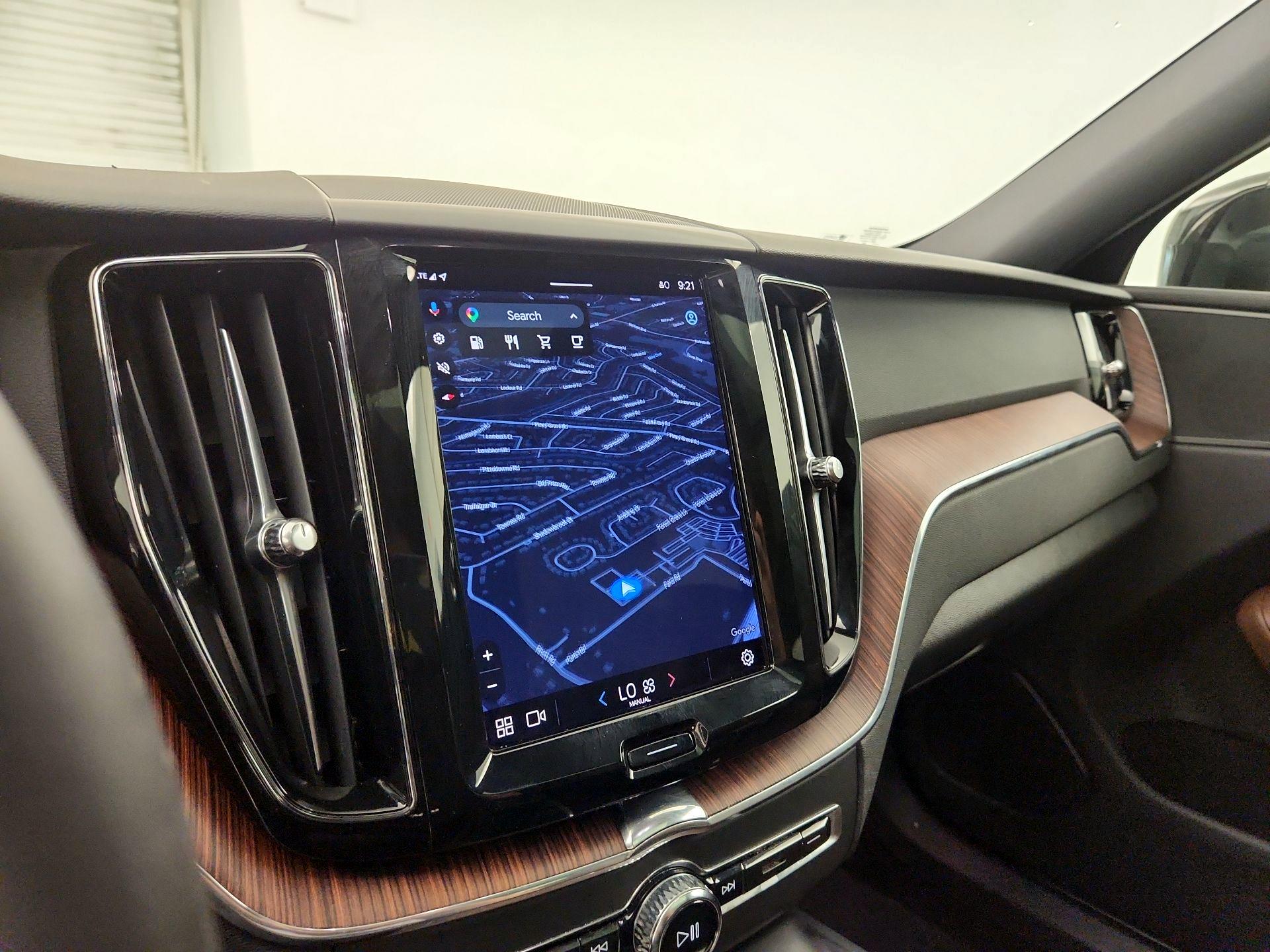 Thumbnail: 2023 Volvo XC60 - 14