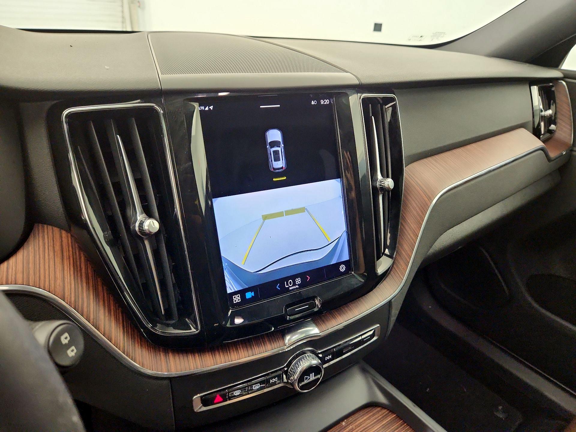 Thumbnail: 2023 Volvo XC60 - 15