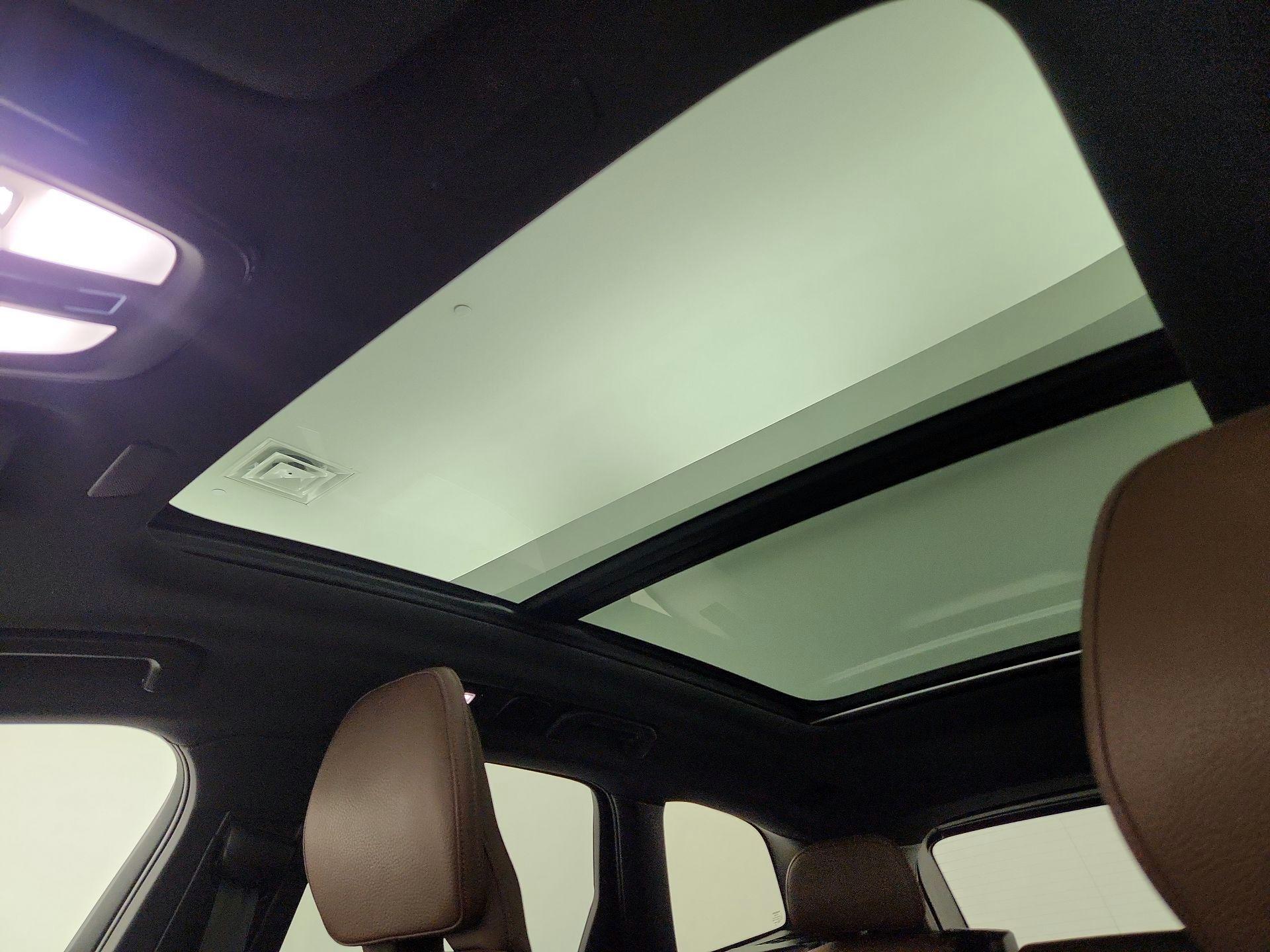 Thumbnail: 2023 Volvo XC60 - 20