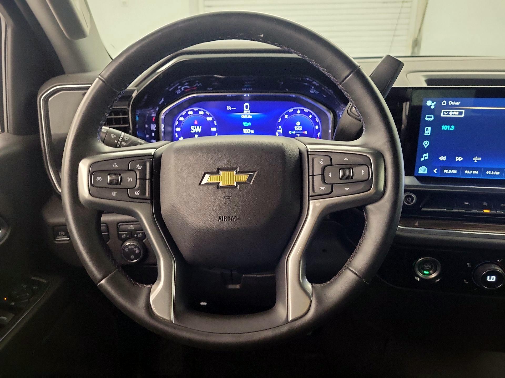 Thumbnail: 2023 Chevrolet Silverado 1500 - 10
