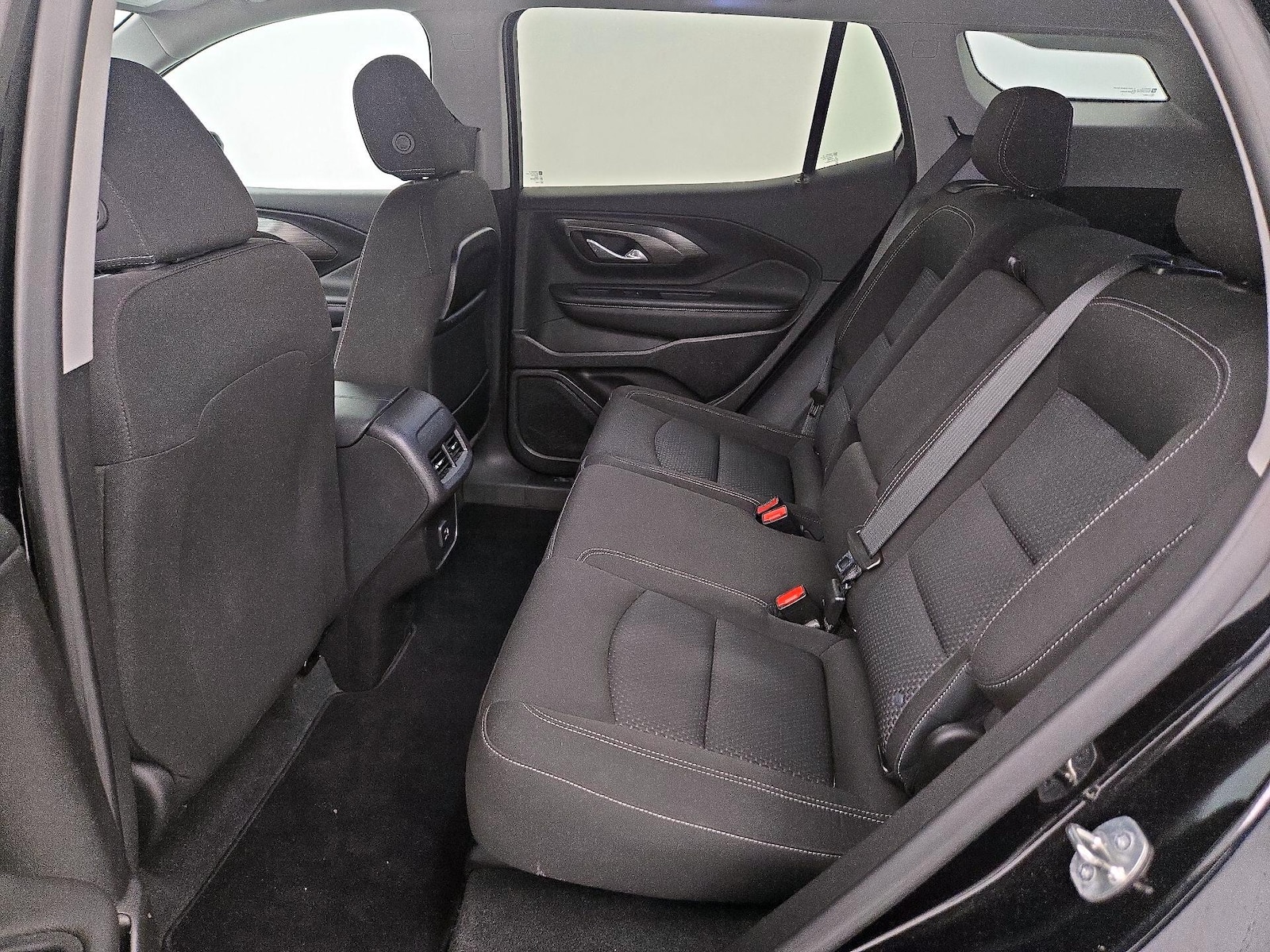 2023 GMC Terrain SLE - Photo 20