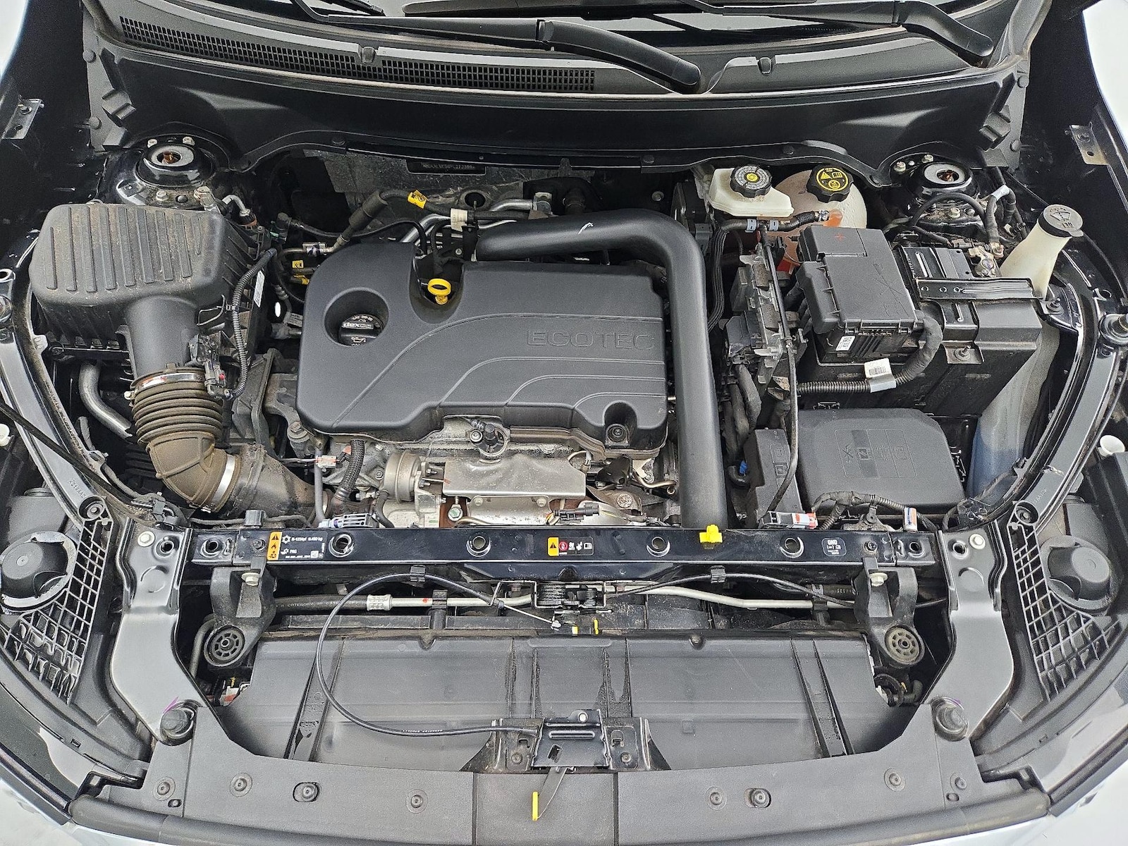 2023 GMC Terrain SLE - Photo 23