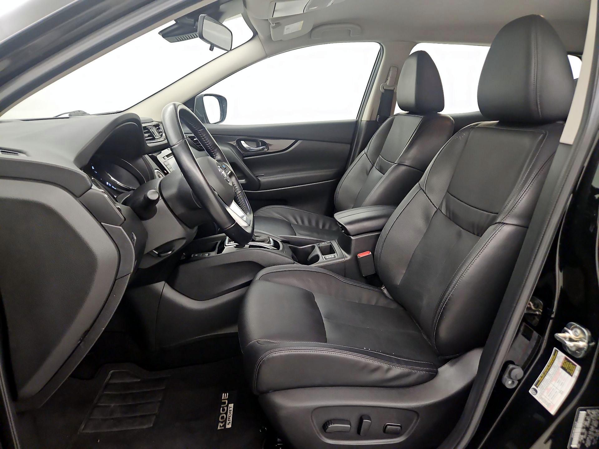 Thumbnail: 2022 Nissan Rogue Sport - 11