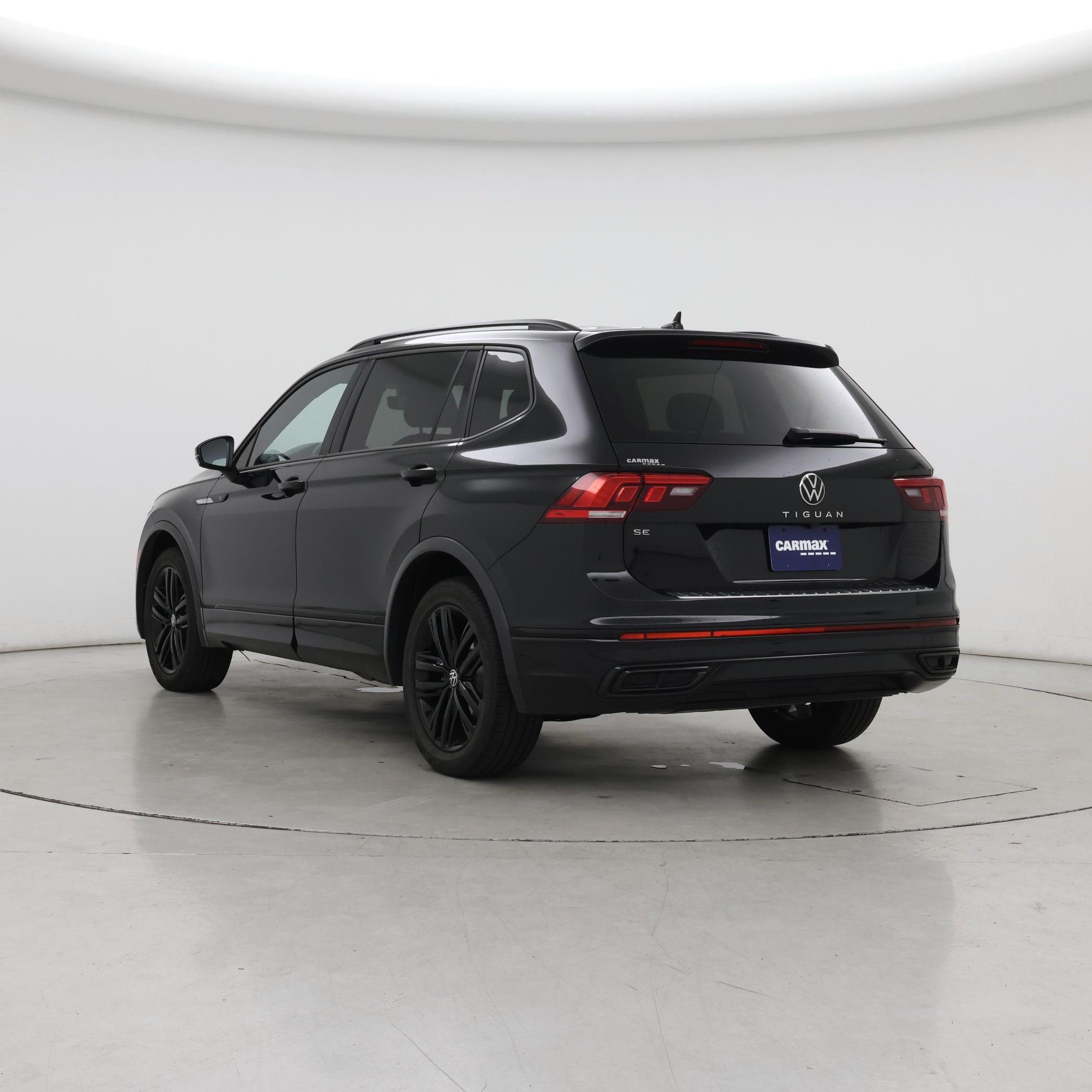 Thumbnail: 2022 Volkswagen Tiguan - 2