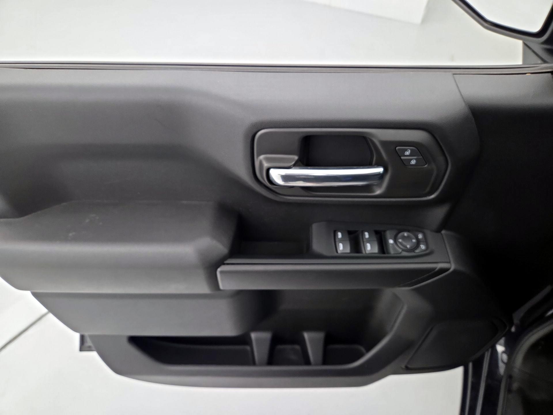 Thumbnail: 2023 Chevrolet Silverado 1500 - 12